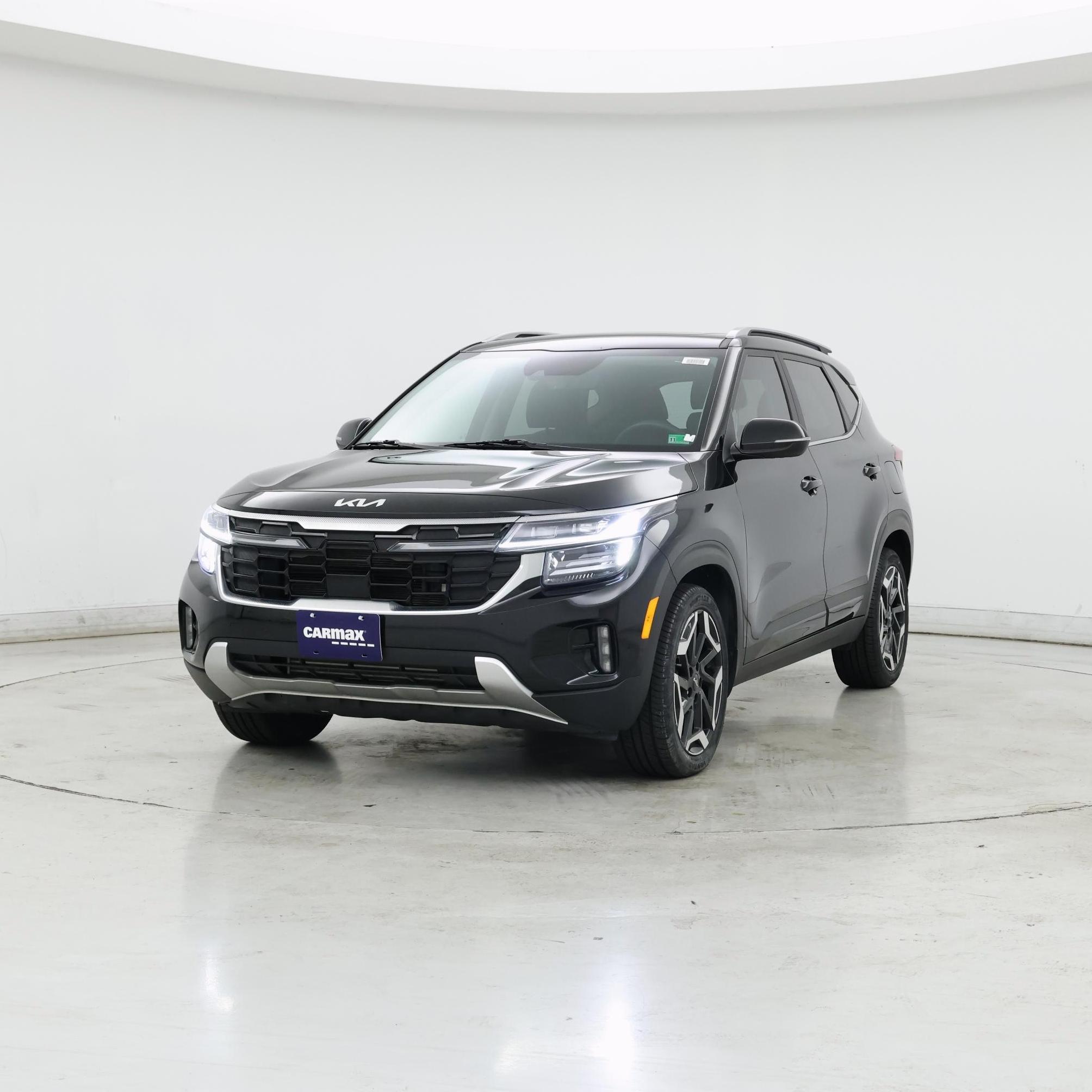 Thumbnail: 2024 Kia Seltos - 4