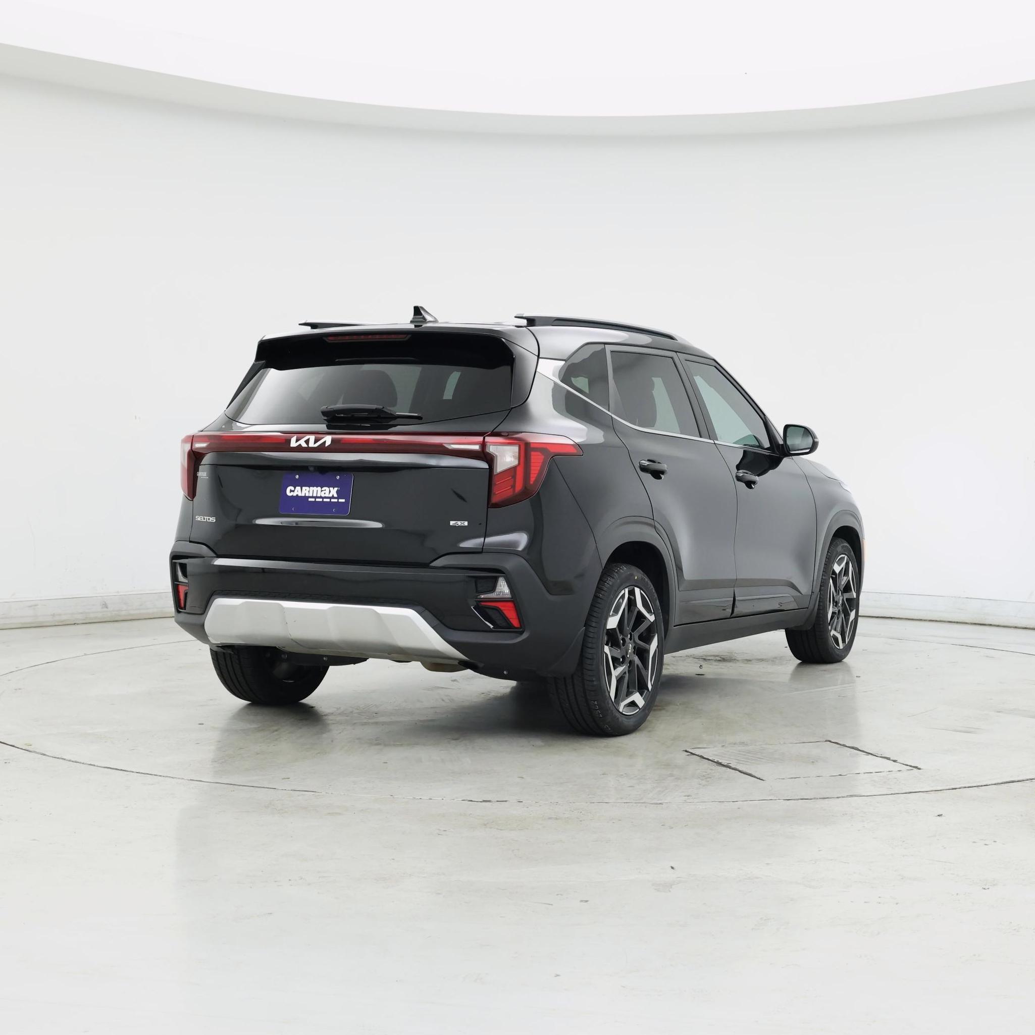 Thumbnail: 2024 Kia Seltos - 8