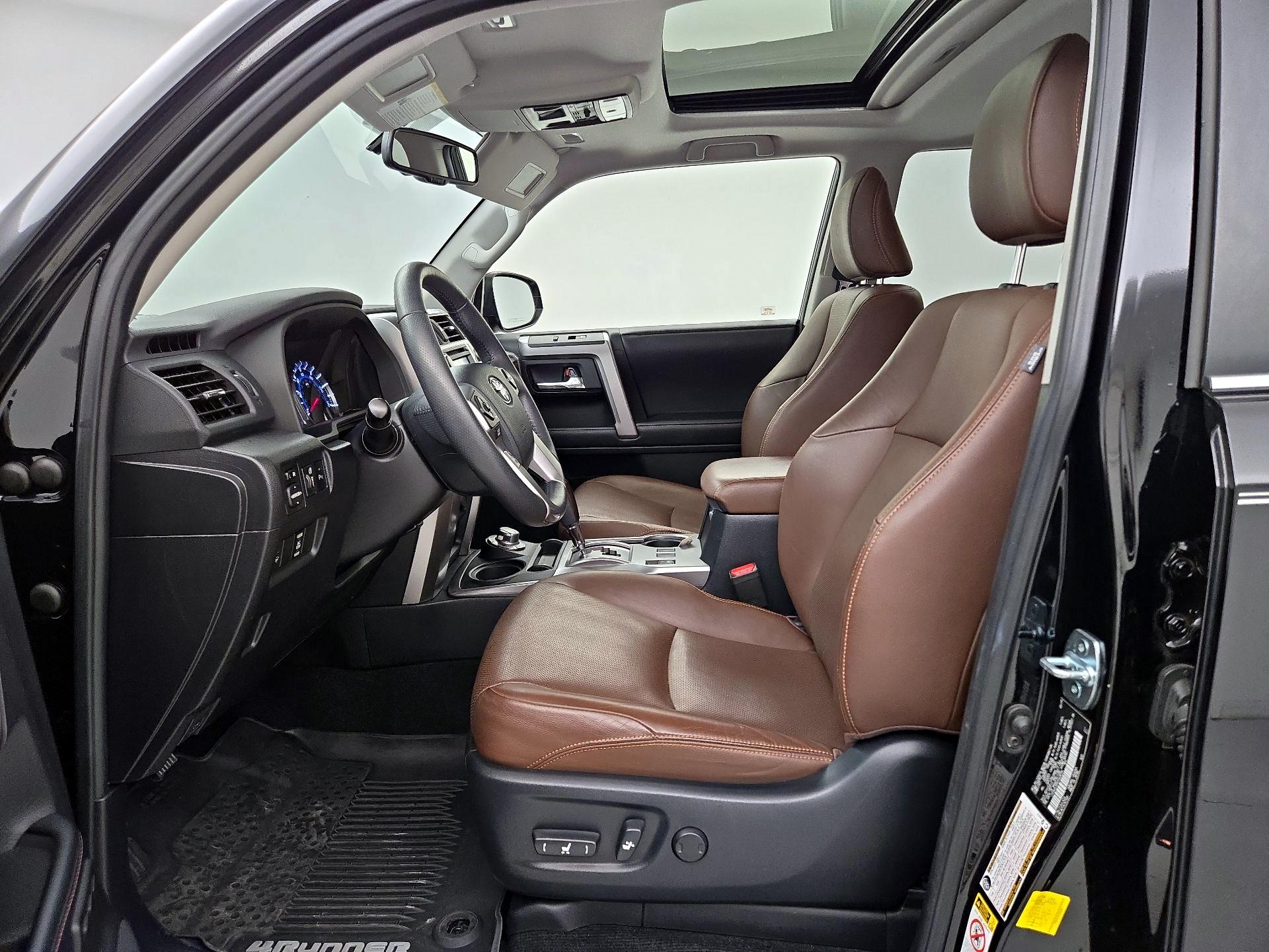 Thumbnail: 2019 Toyota 4Runner - 11