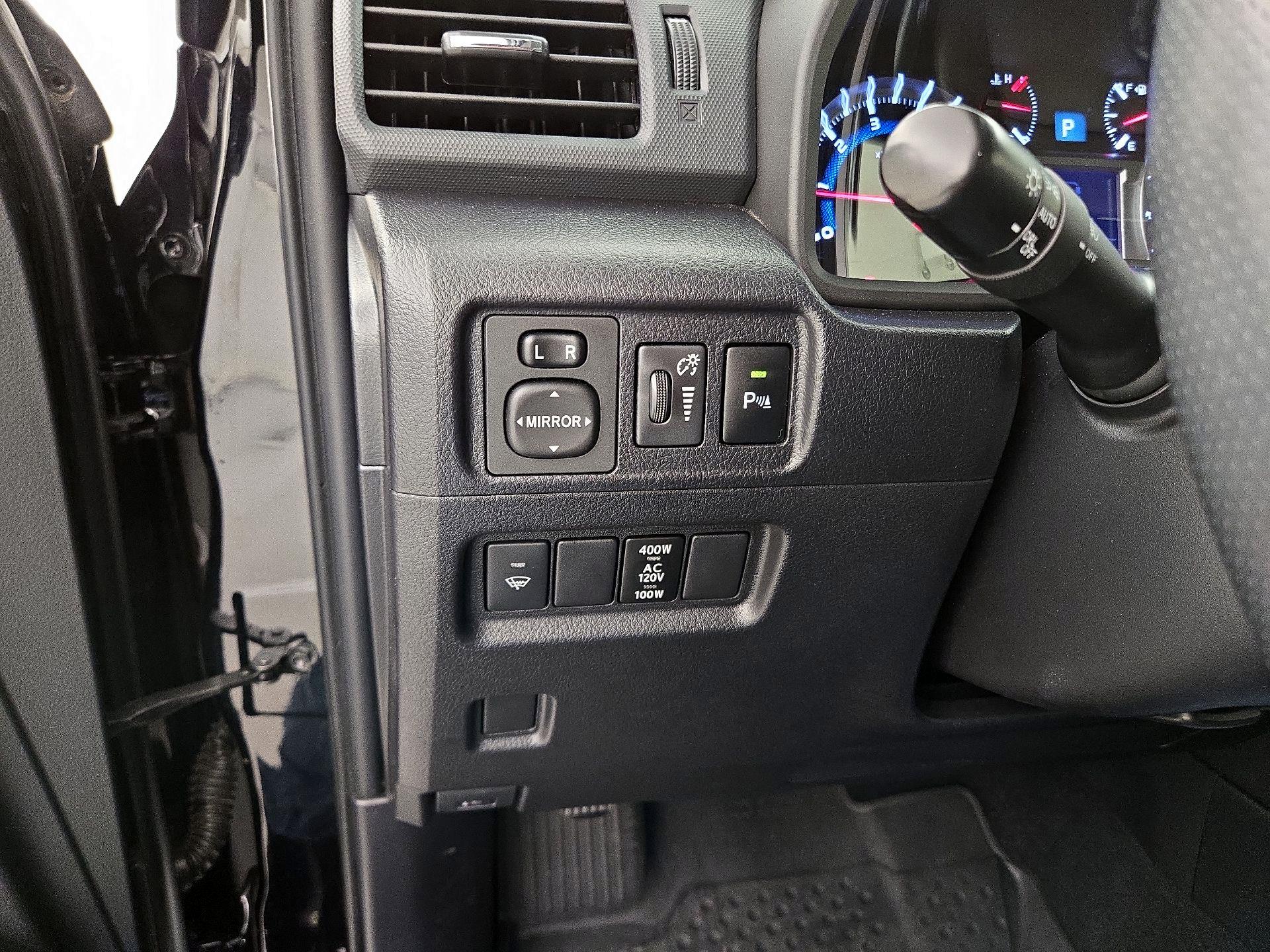 Thumbnail: 2019 Toyota 4Runner - 13