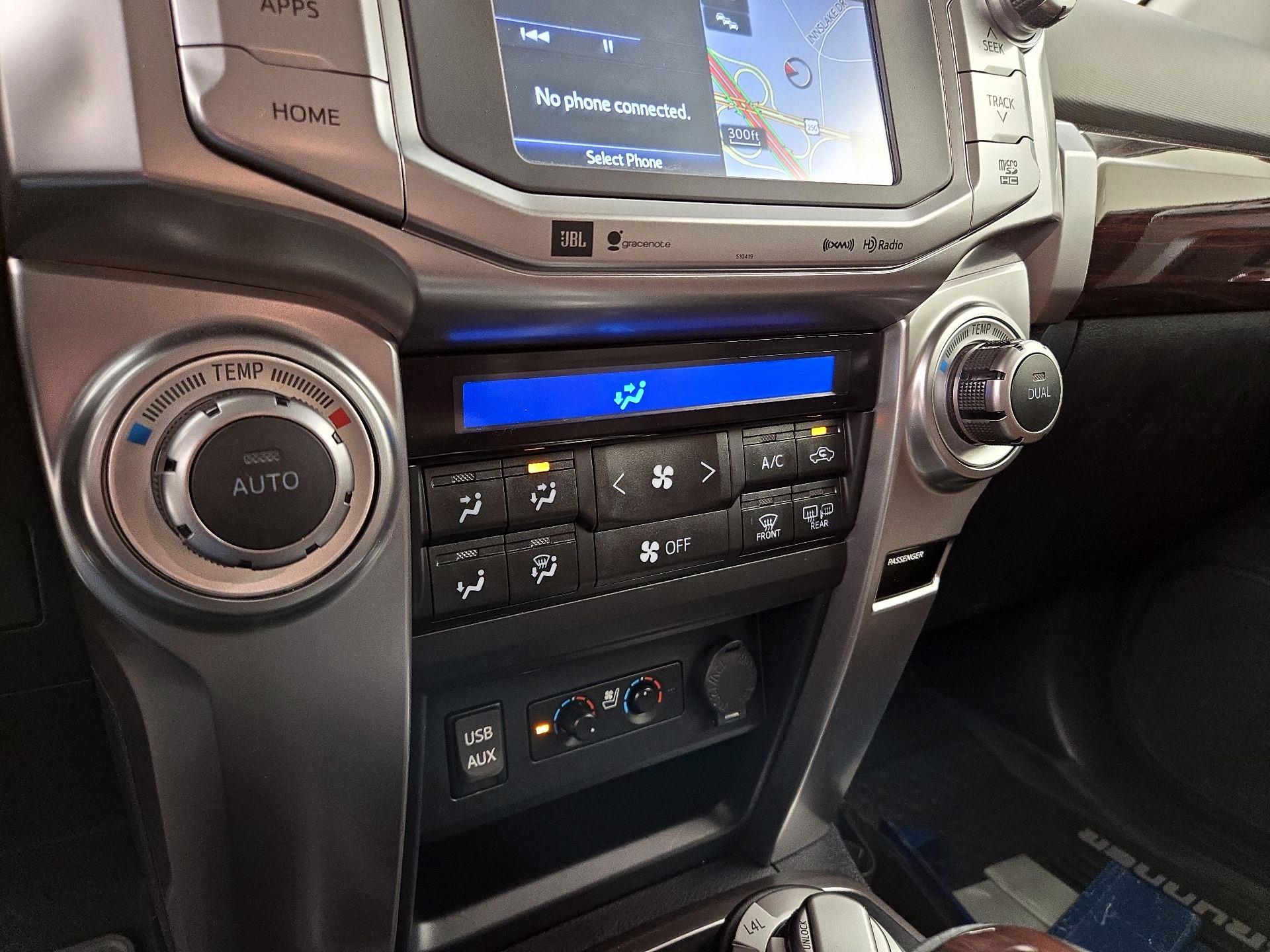 Thumbnail: 2019 Toyota 4Runner - 17