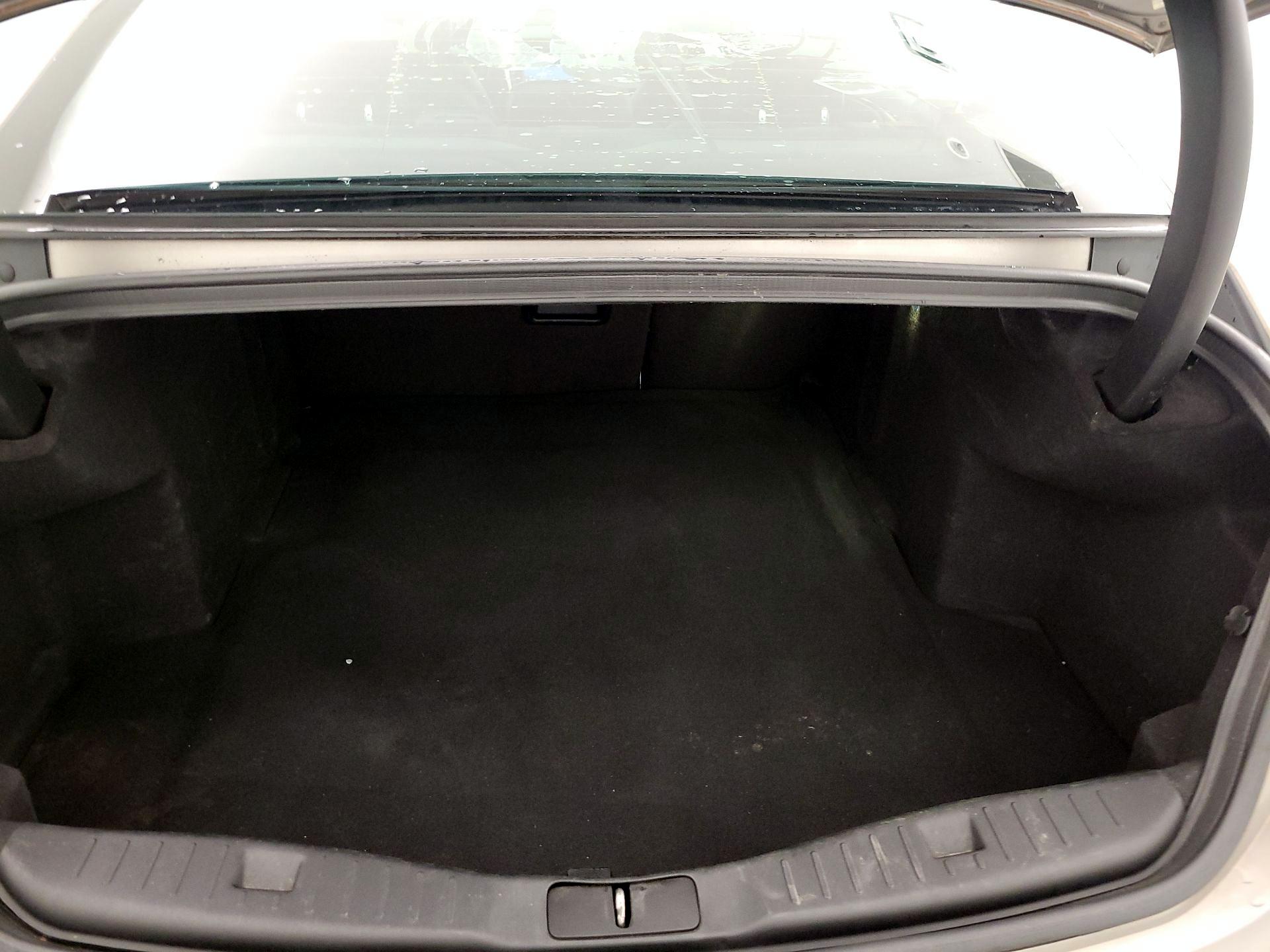 Thumbnail: 2016 Lincoln MKZ - 20
