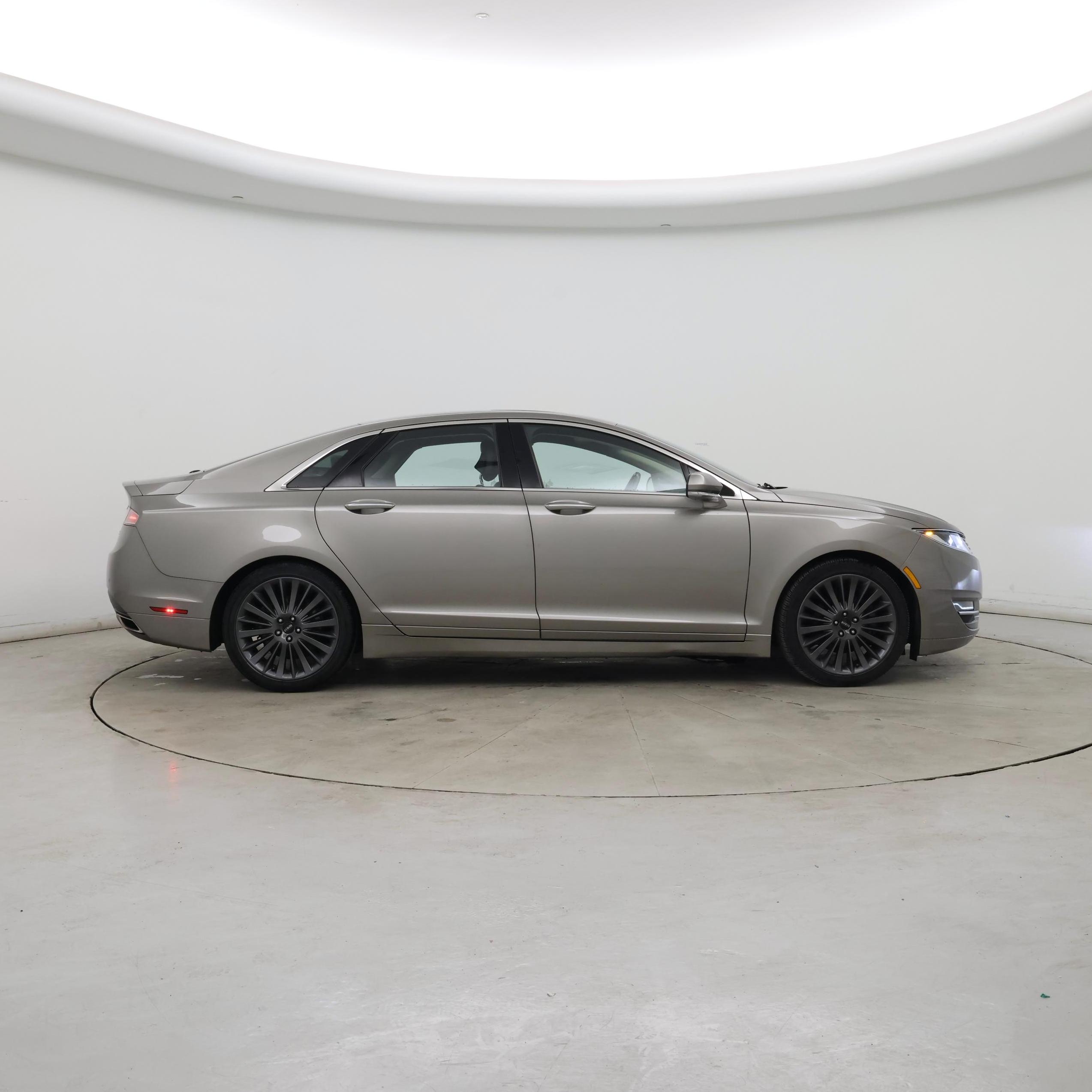 Thumbnail: 2016 Lincoln MKZ - 7