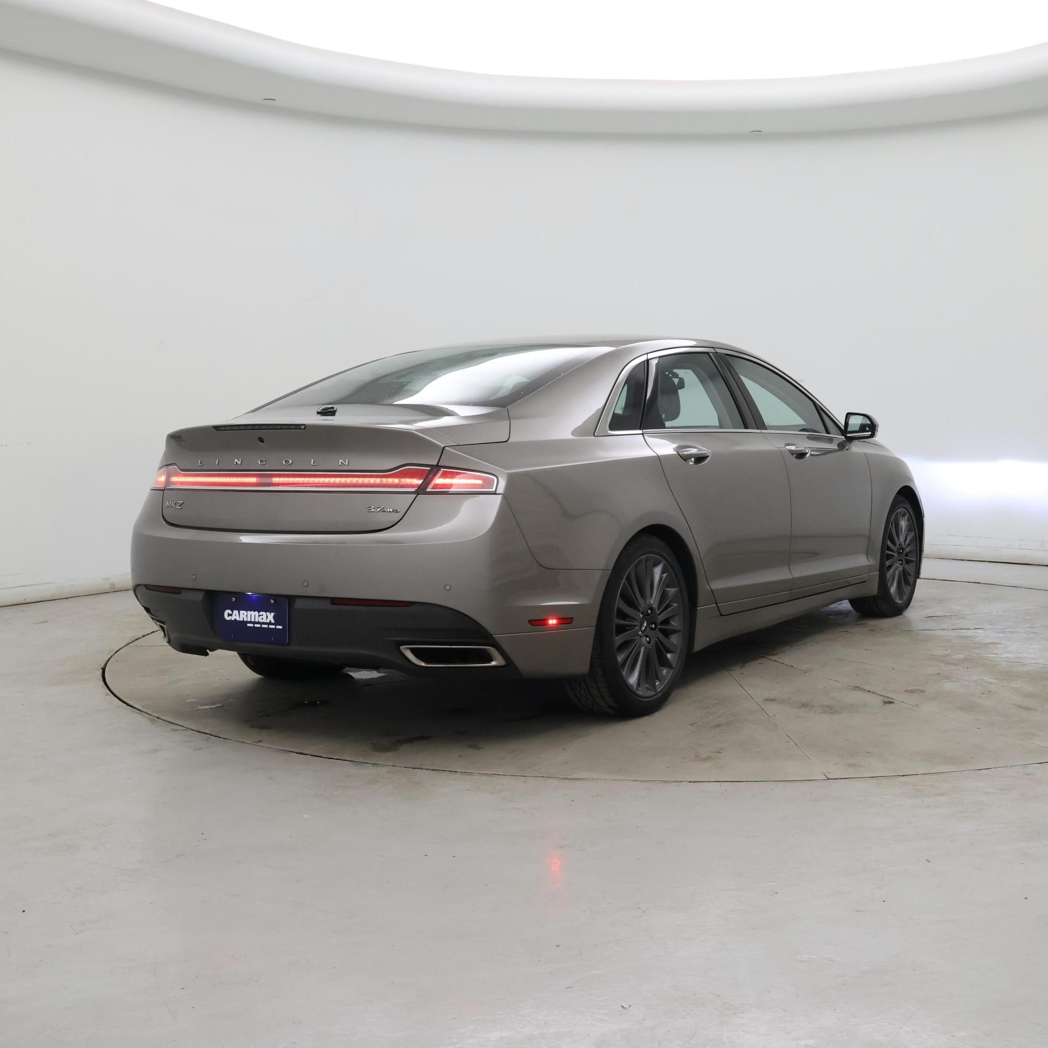 Thumbnail: 2016 Lincoln MKZ - 8
