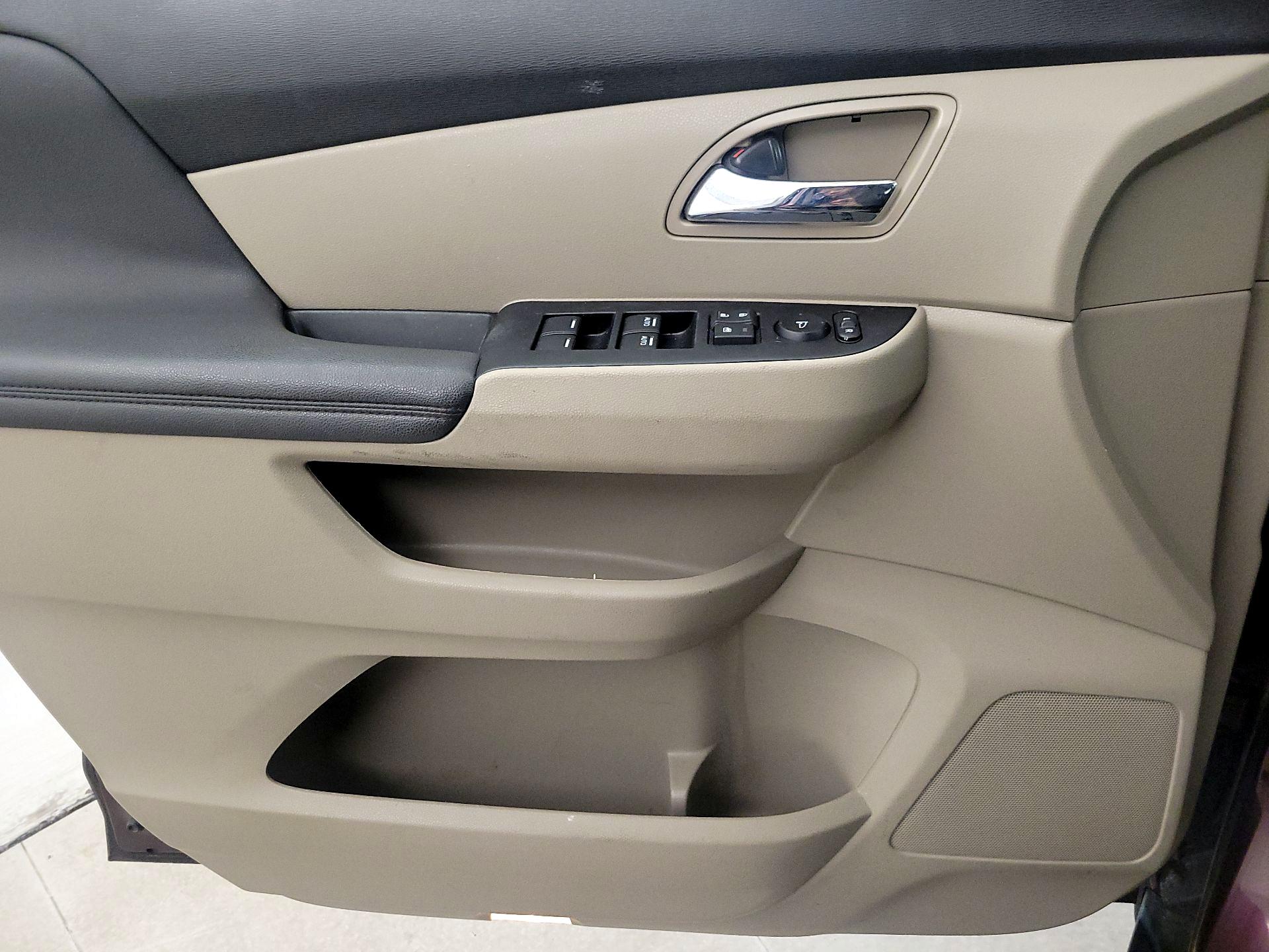 Thumbnail: 2014 Honda Odyssey - 12