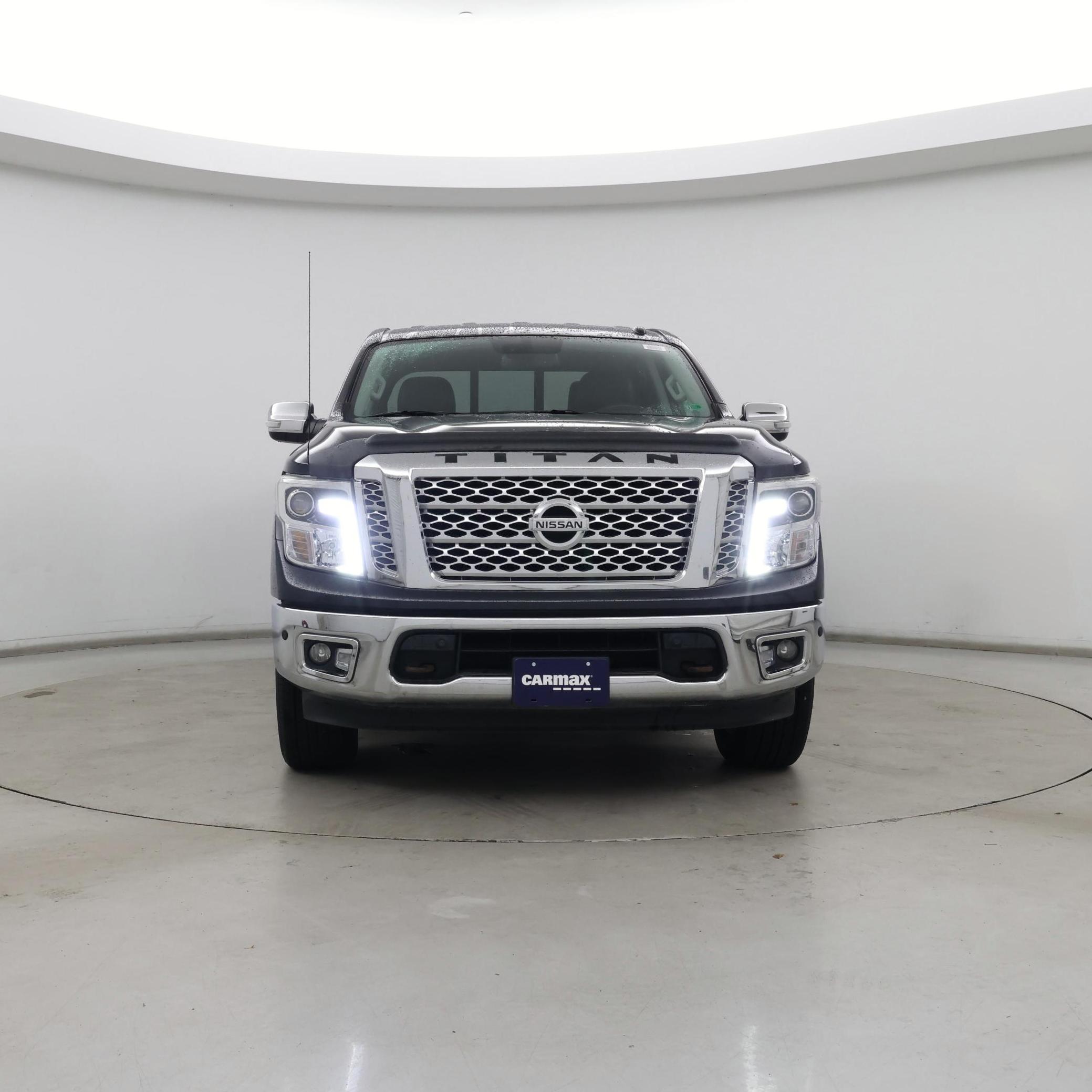 Thumbnail: 2017 Nissan Titan - 5