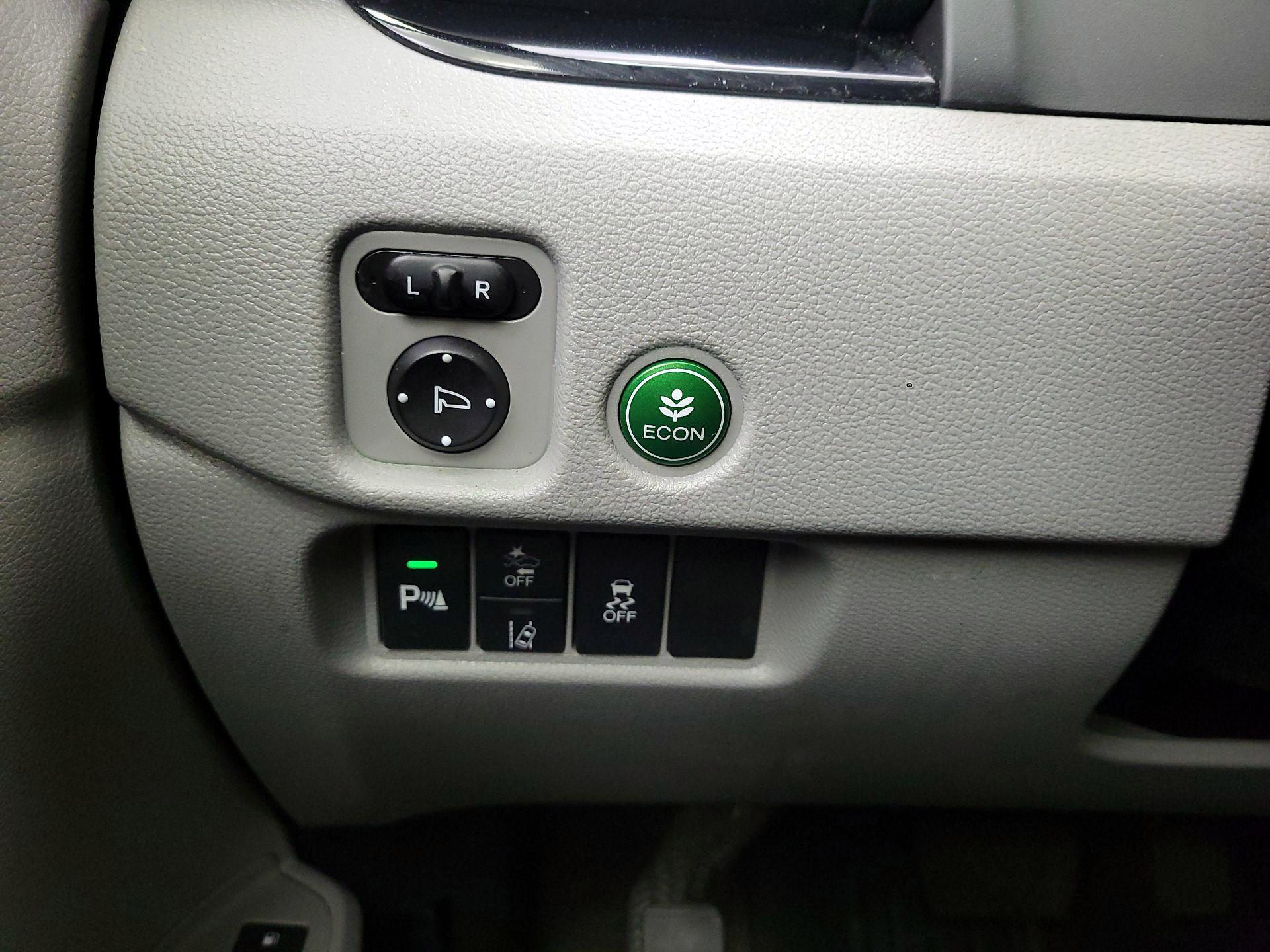 Thumbnail: 2021 Honda Pilot - 13