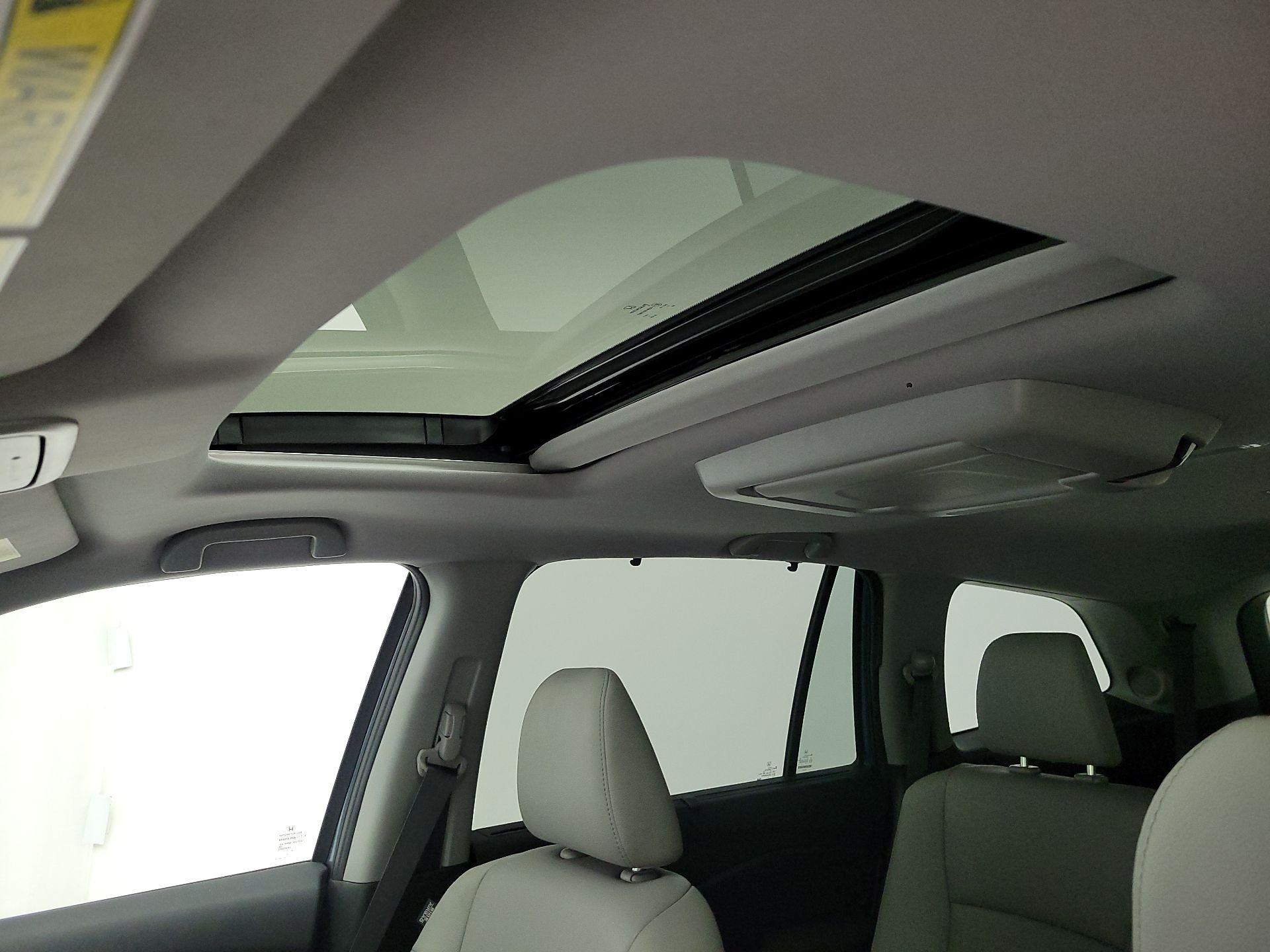 Thumbnail: 2021 Honda Pilot - 20