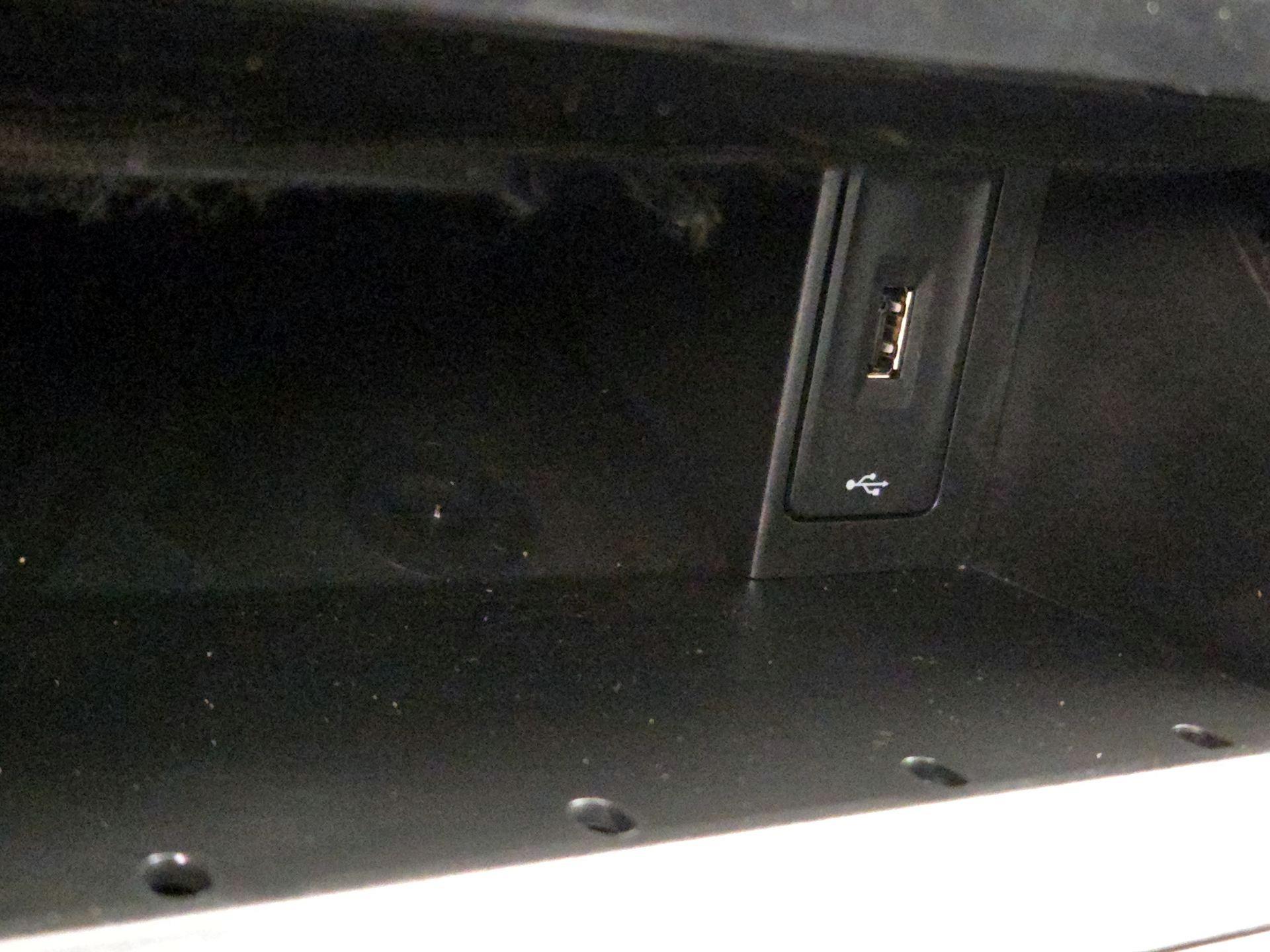 Thumbnail: 2019 Volkswagen Golf - 18