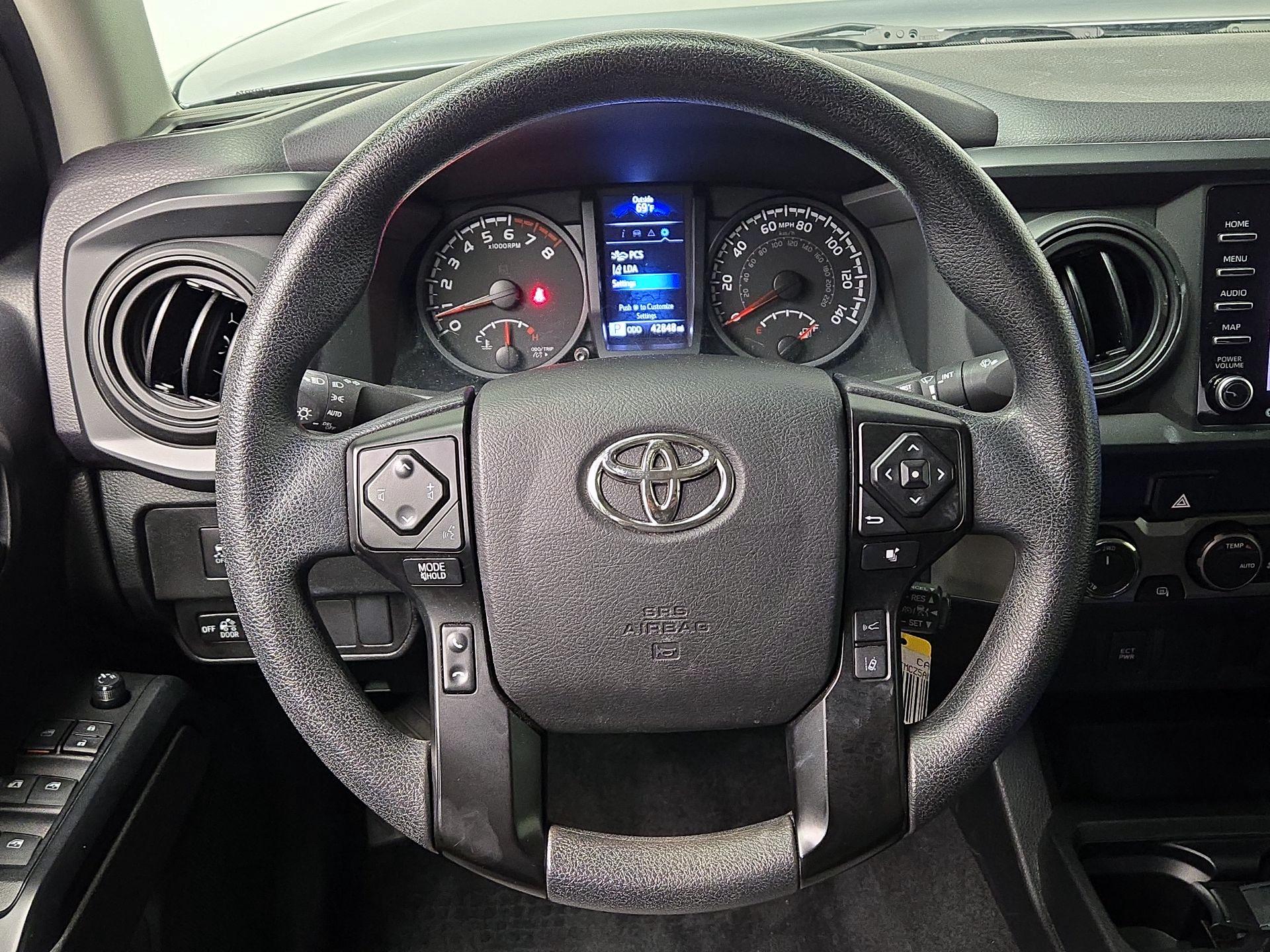 Thumbnail: 2022 Toyota Tacoma - 10