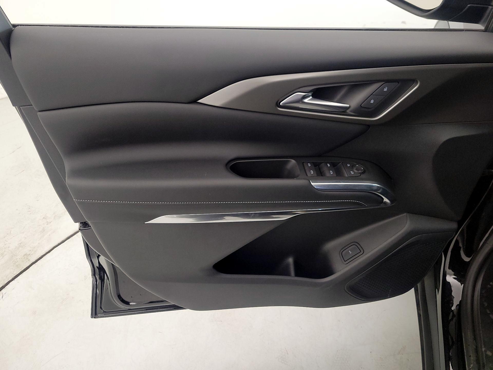 Thumbnail: 2024 Chevrolet Traverse - 12