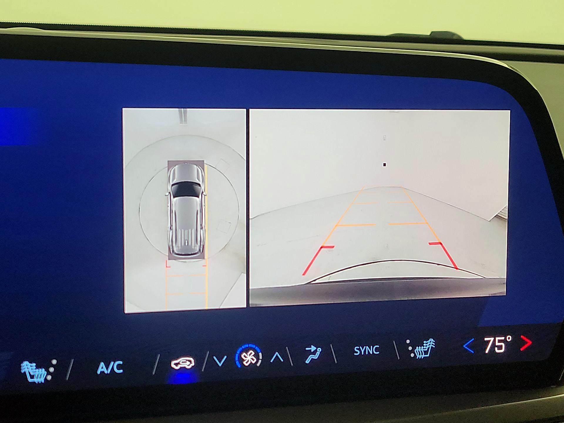 Thumbnail: 2024 Chevrolet Traverse - 14