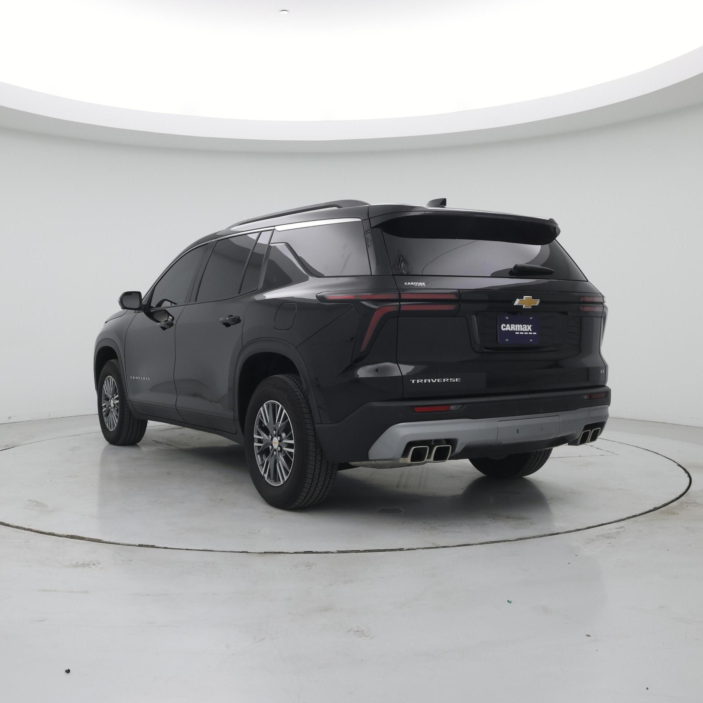 Thumbnail: 2024 Chevrolet Traverse - 2