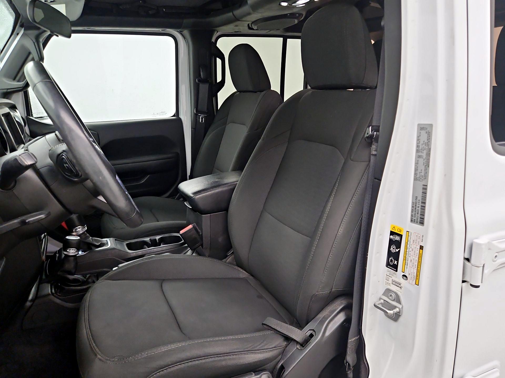 Thumbnail: 2021 Jeep Wrangler - 11