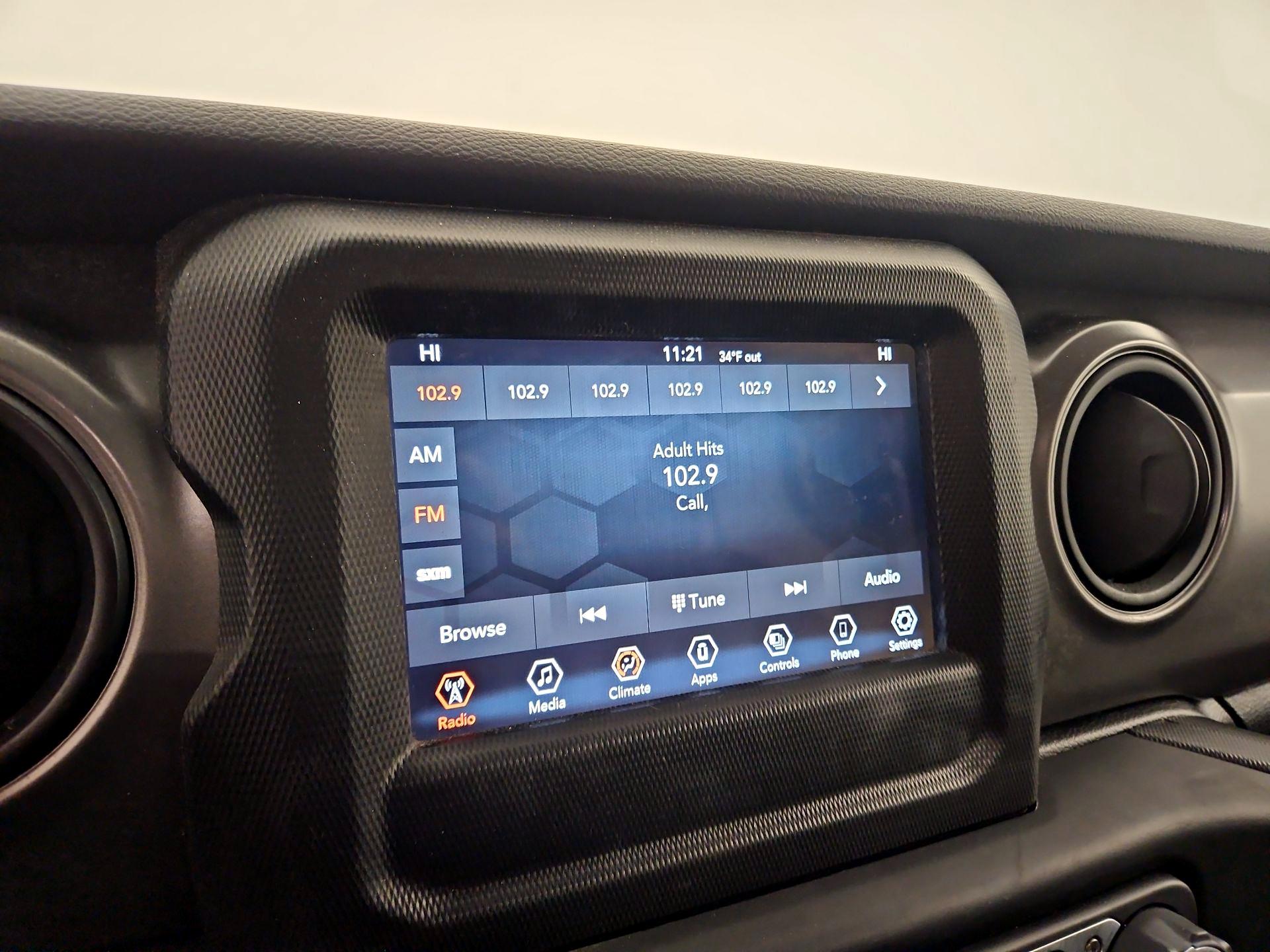 Thumbnail: 2021 Jeep Wrangler - 15