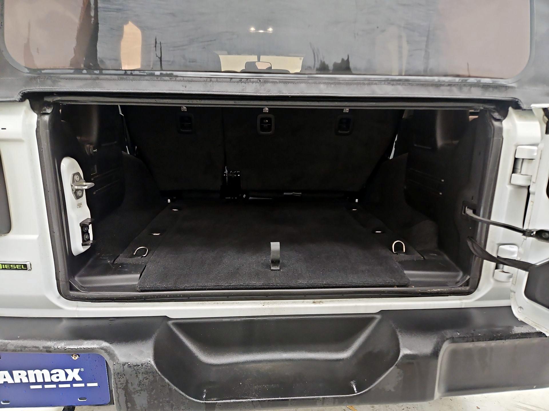 Thumbnail: 2021 Jeep Wrangler - 20