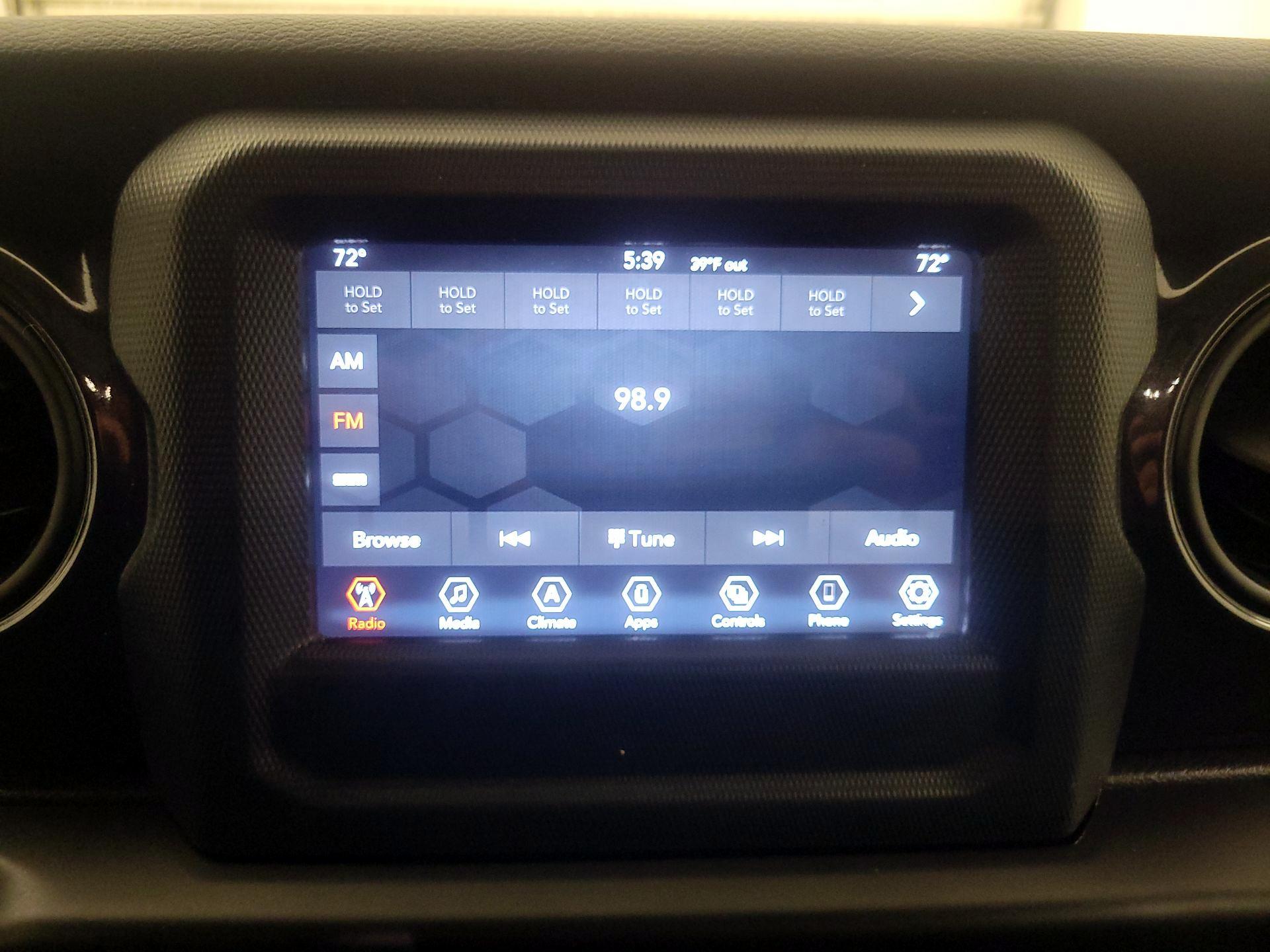 Thumbnail: 2021 Jeep Wrangler - 15