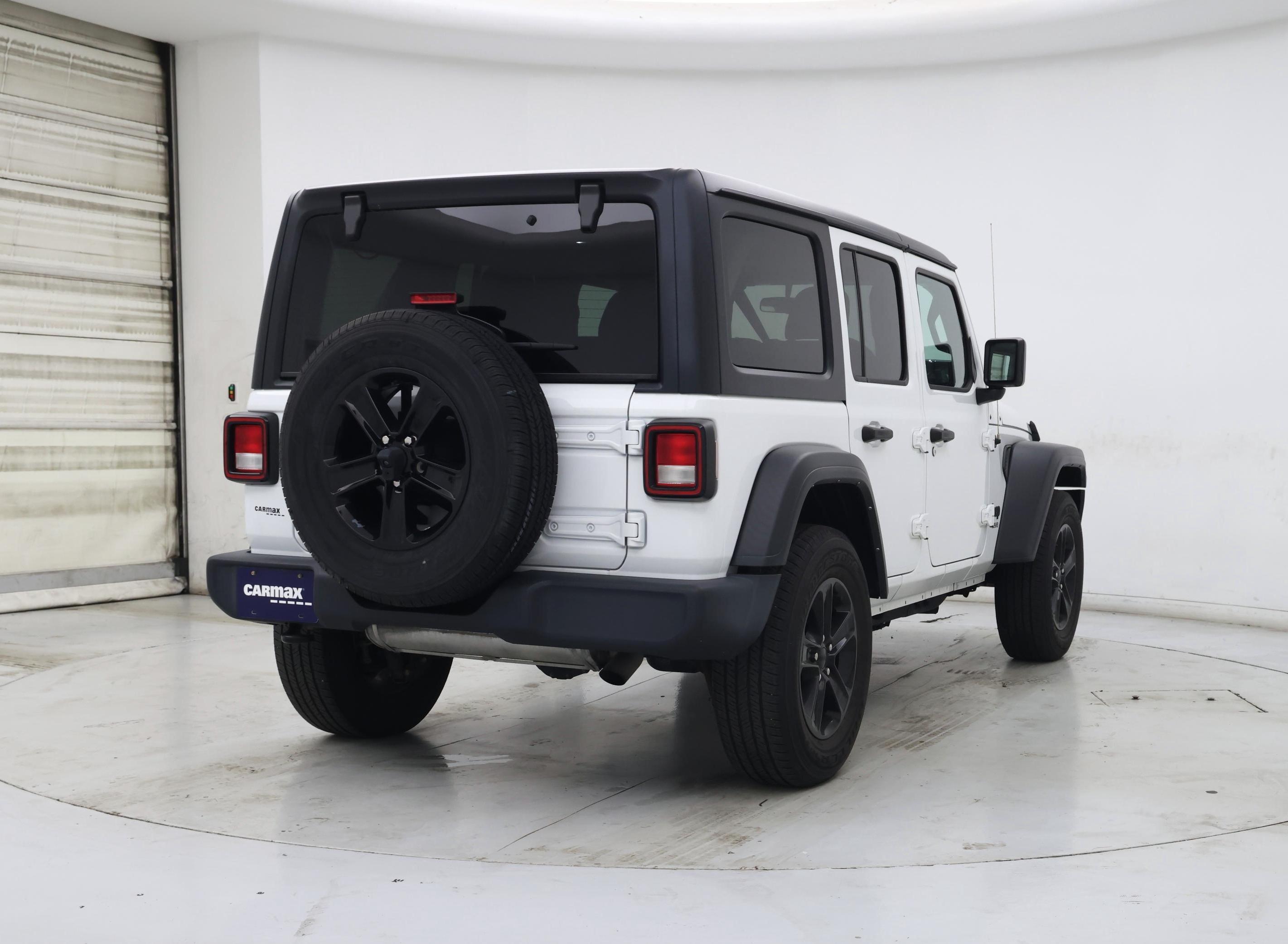 Thumbnail: 2021 Jeep Wrangler - 8