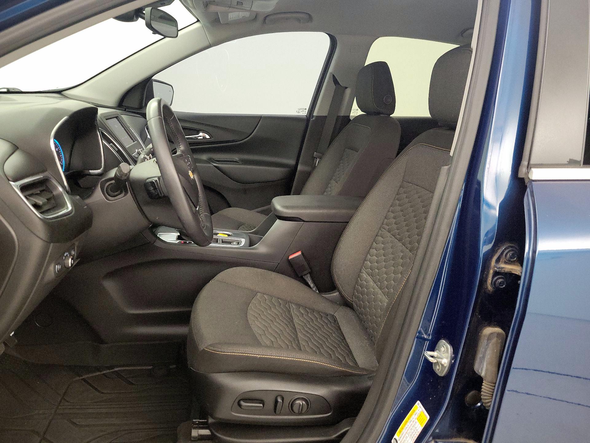 Thumbnail: 2020 Chevrolet Equinox - 11