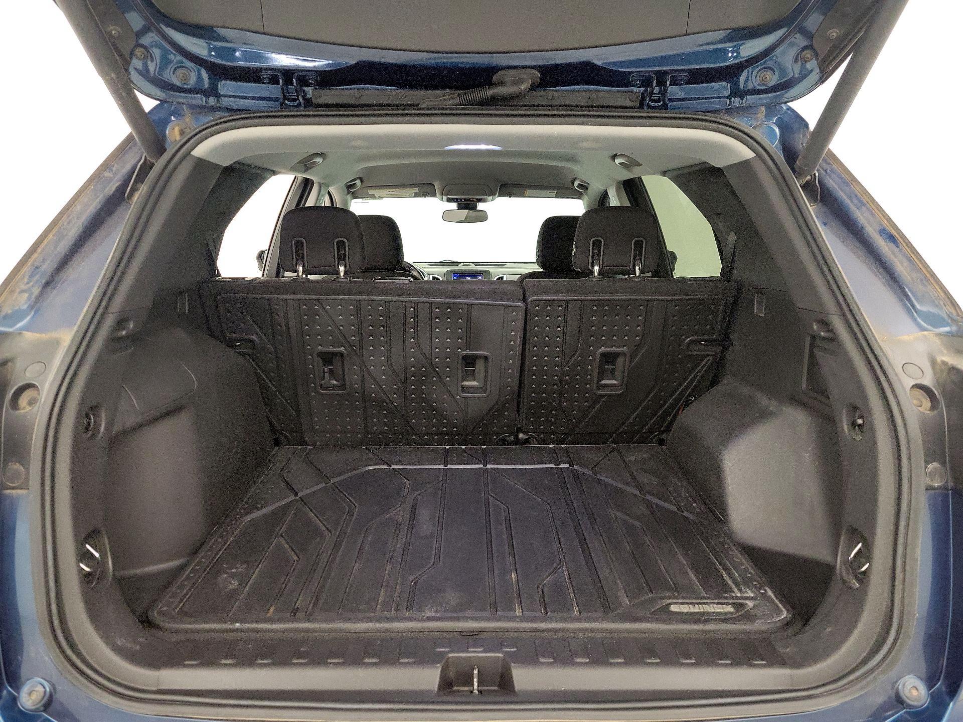 Thumbnail: 2020 Chevrolet Equinox - 19