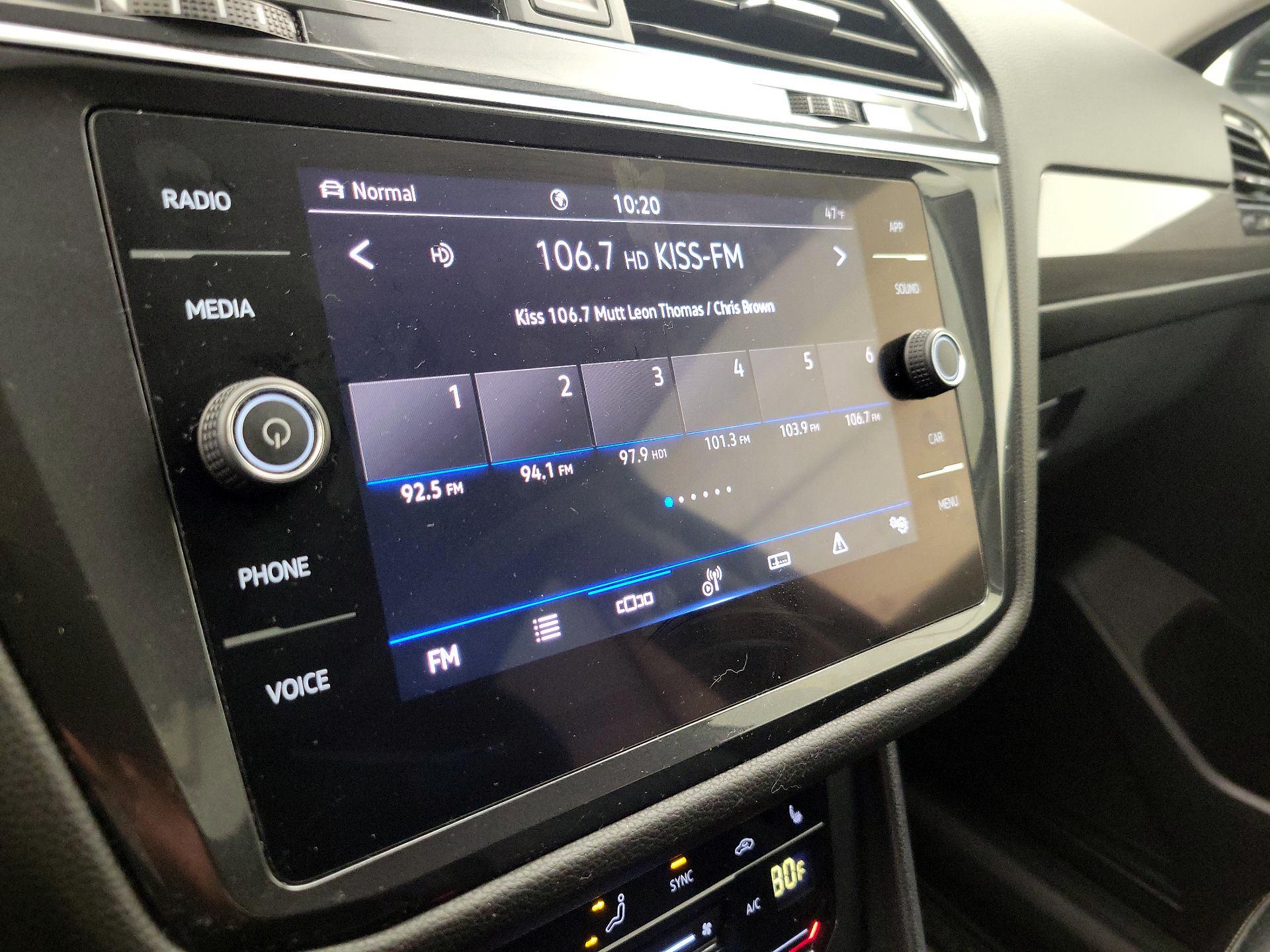 Thumbnail: 2022 Volkswagen Tiguan - 15