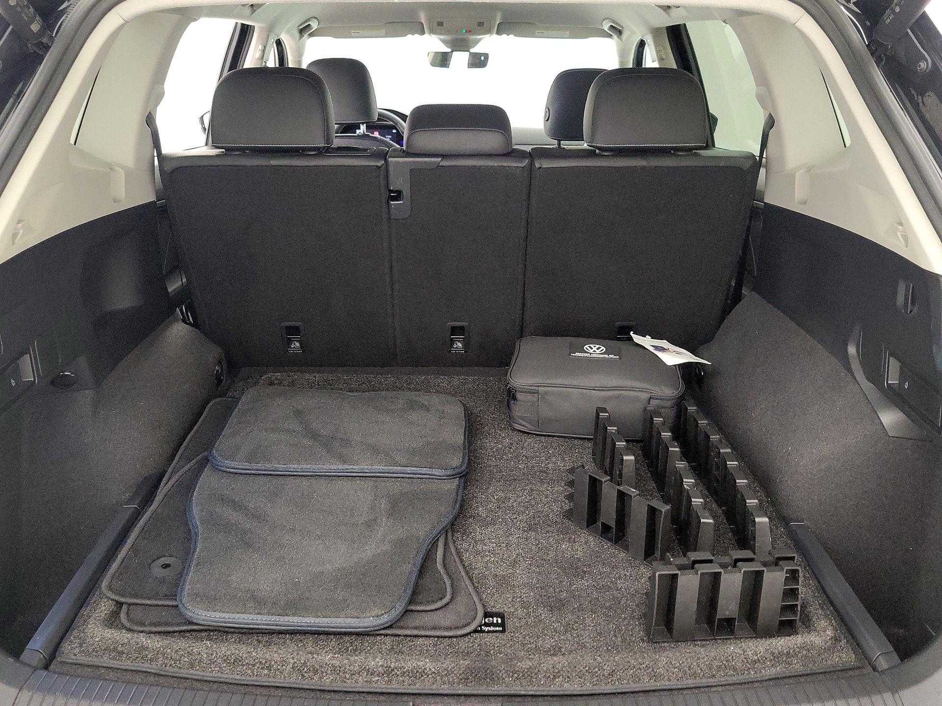 Thumbnail: 2022 Volkswagen Tiguan - 20