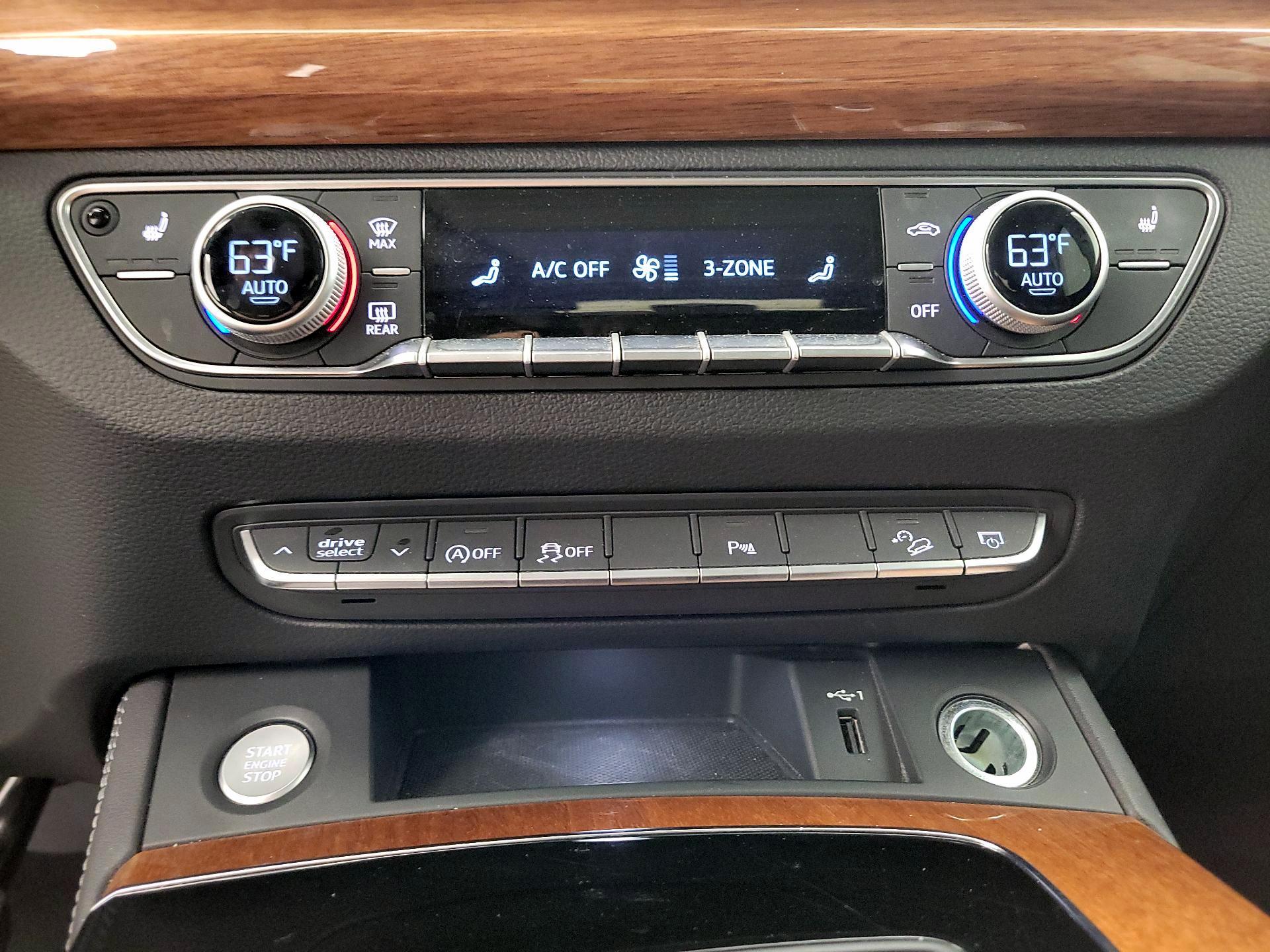 Thumbnail: 2023 Audi Q5 - 16