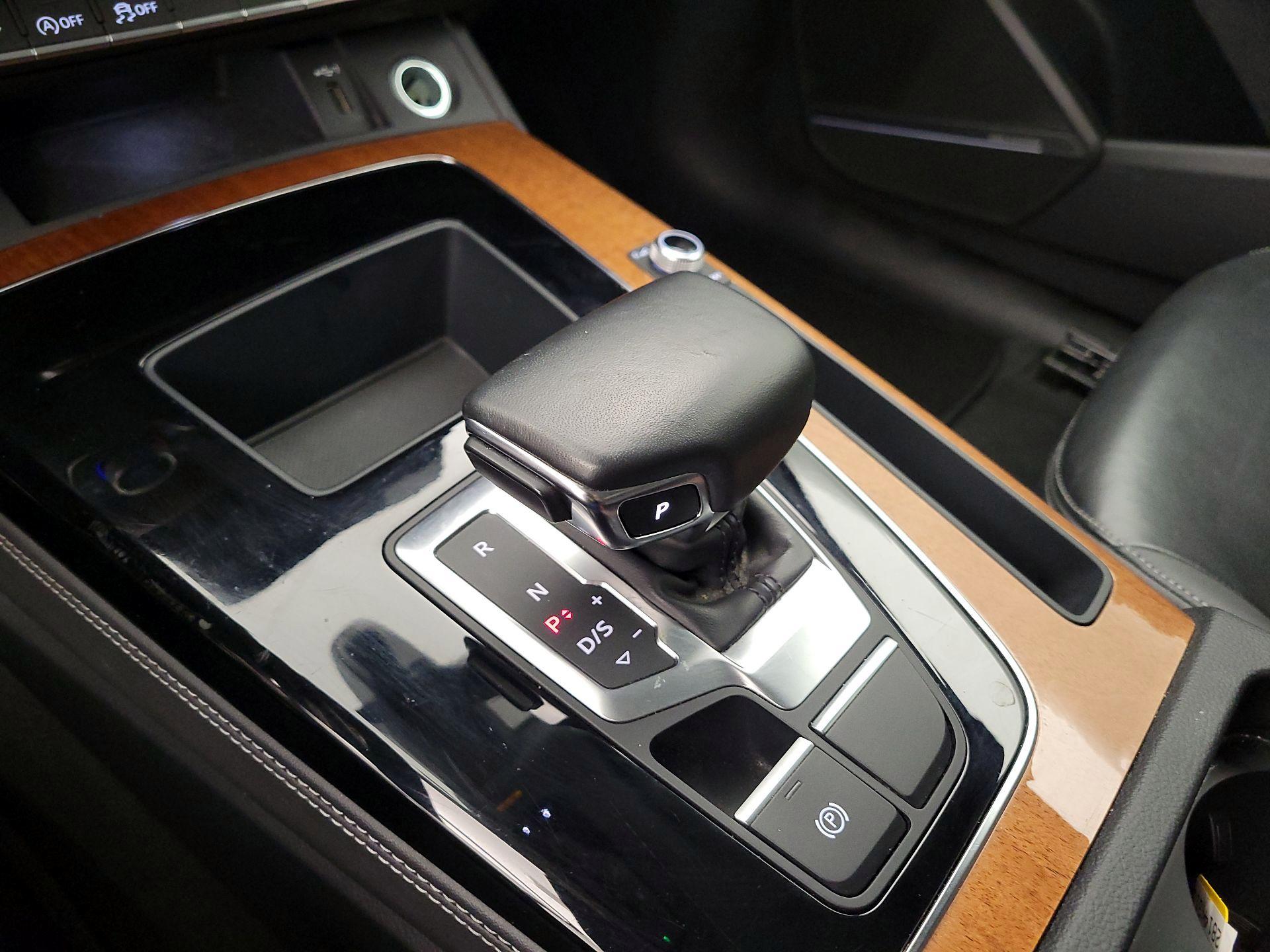 Thumbnail: 2023 Audi Q5 - 17