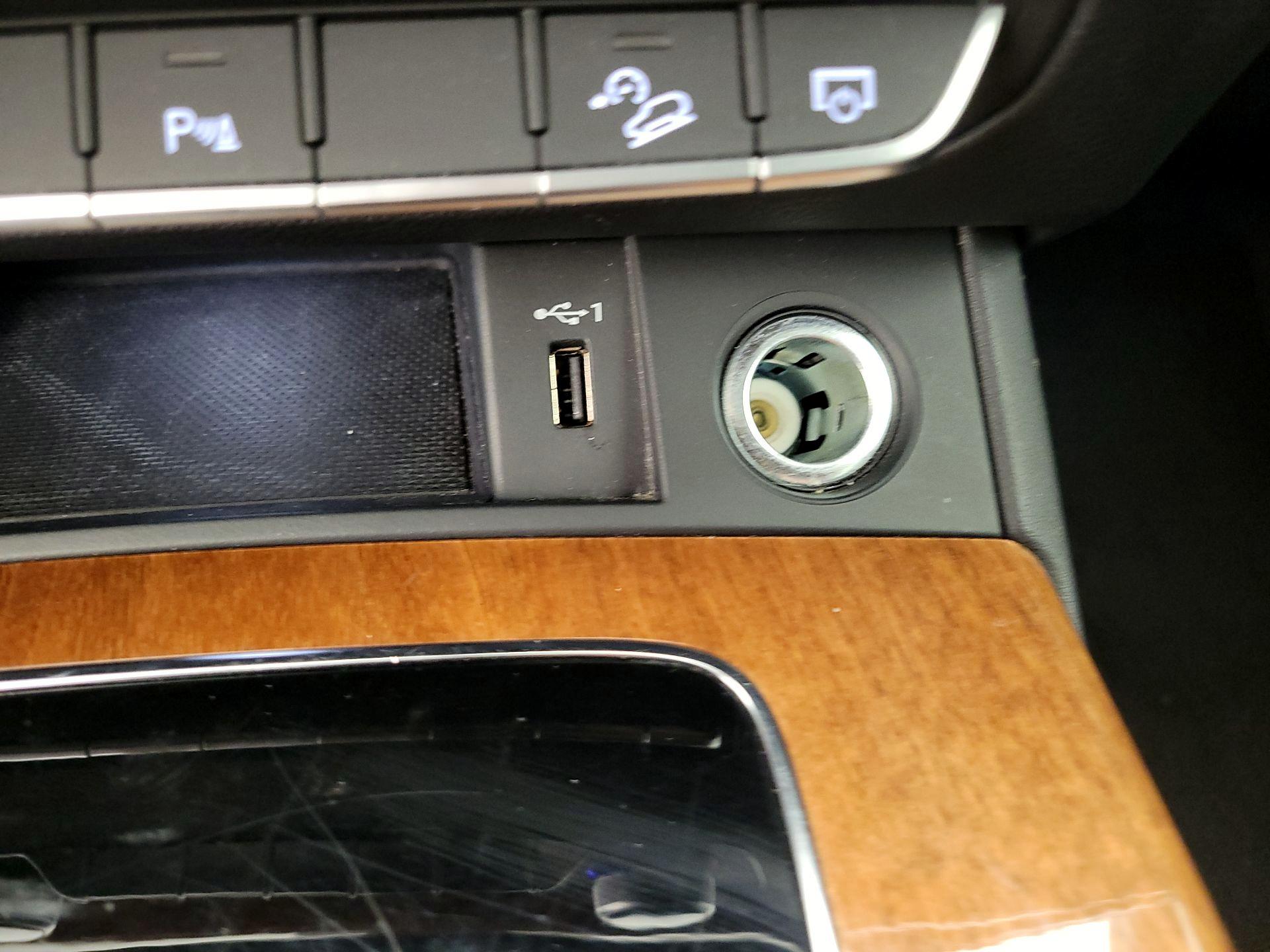 Thumbnail: 2023 Audi Q5 - 18