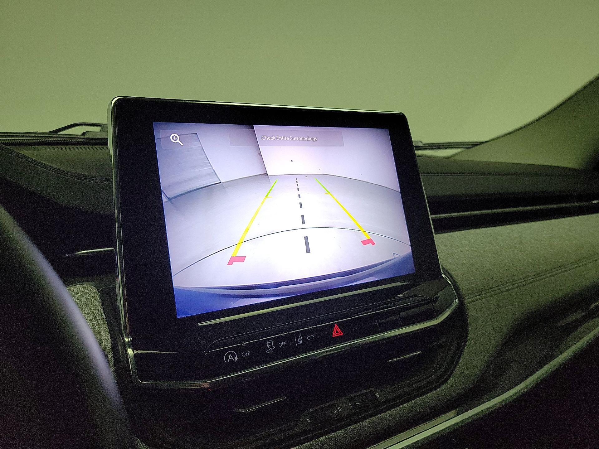 Thumbnail: 2022 Jeep Compass - 14