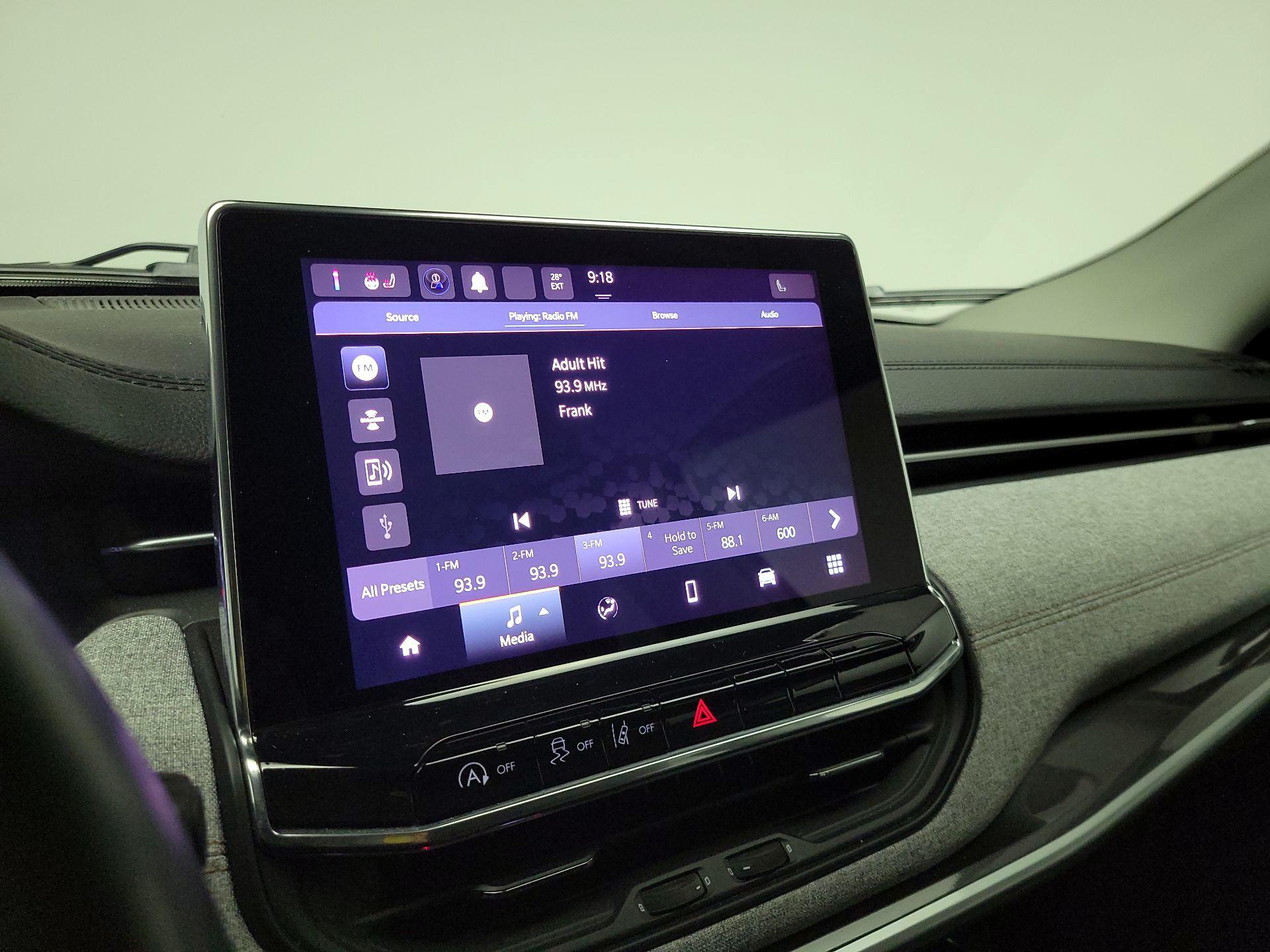 Thumbnail: 2022 Jeep Compass - 15