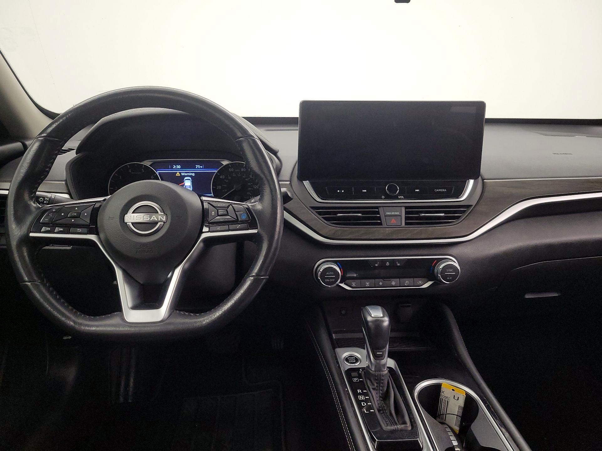 Thumbnail: 2023 Nissan Altima - 9