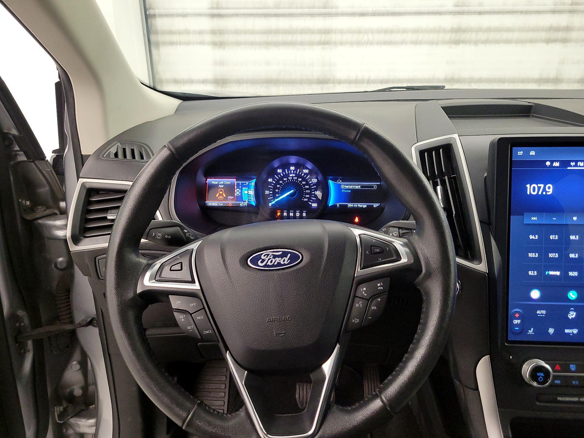 Thumbnail: 2022 Ford Edge - 10