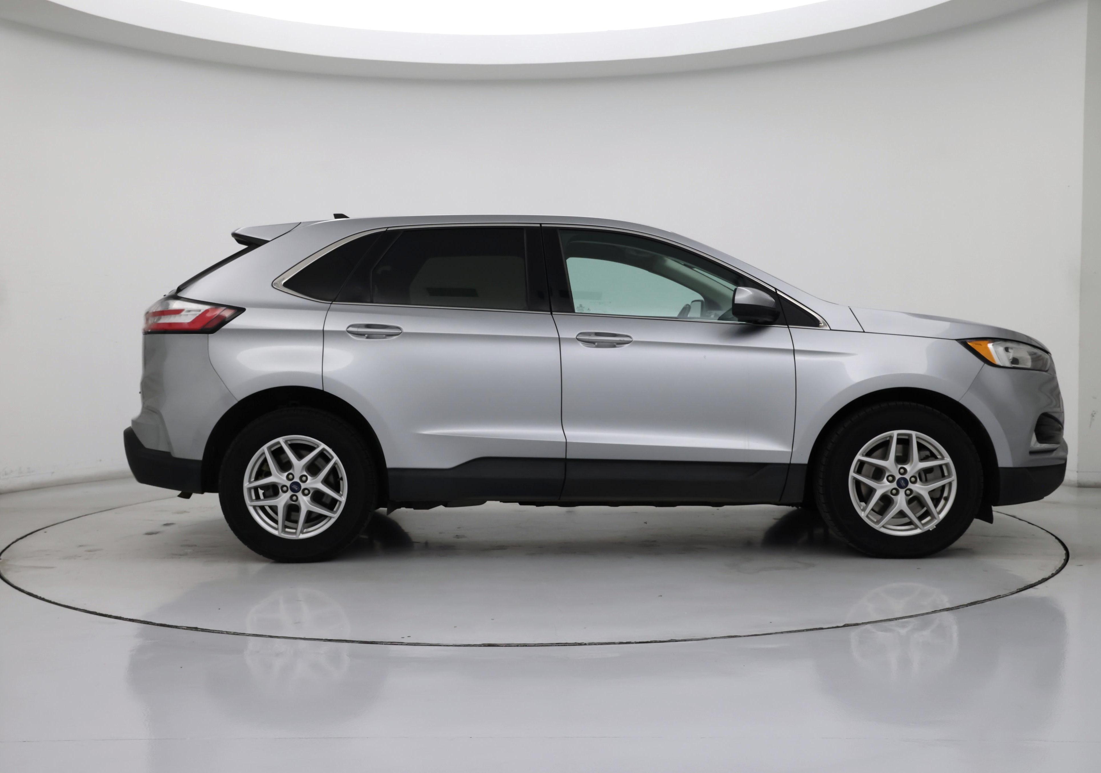 Thumbnail: 2022 Ford Edge - 7