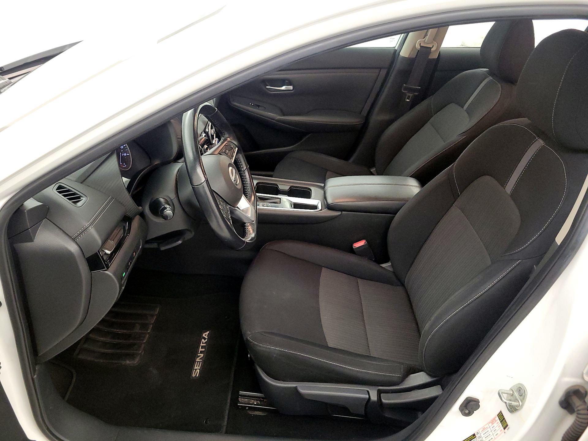 Thumbnail: 2022 Nissan Sentra - 11