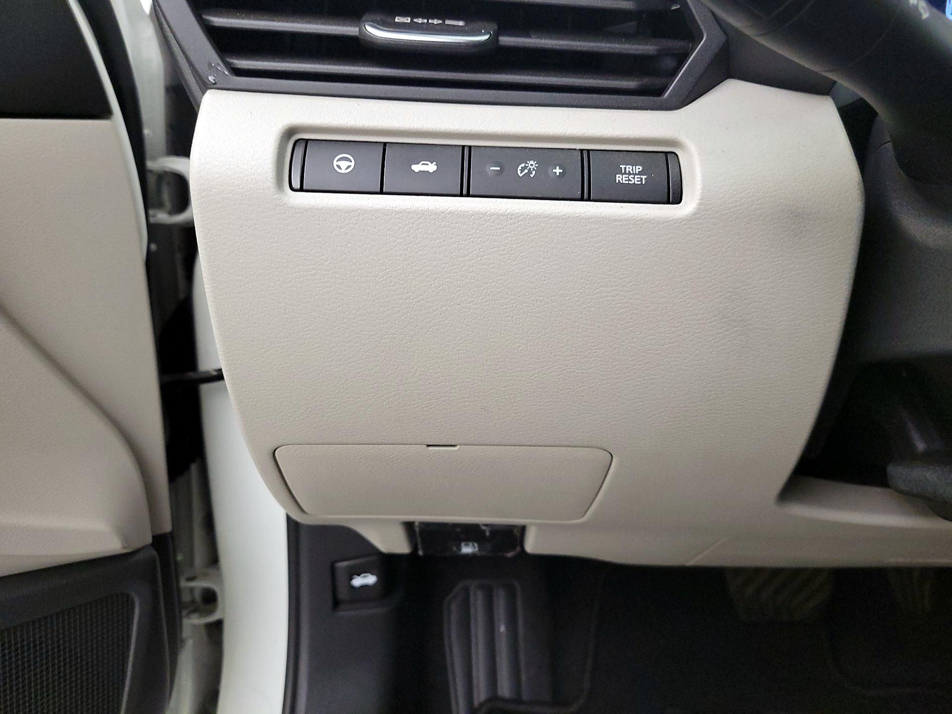 Thumbnail: 2022 Nissan Altima - 13