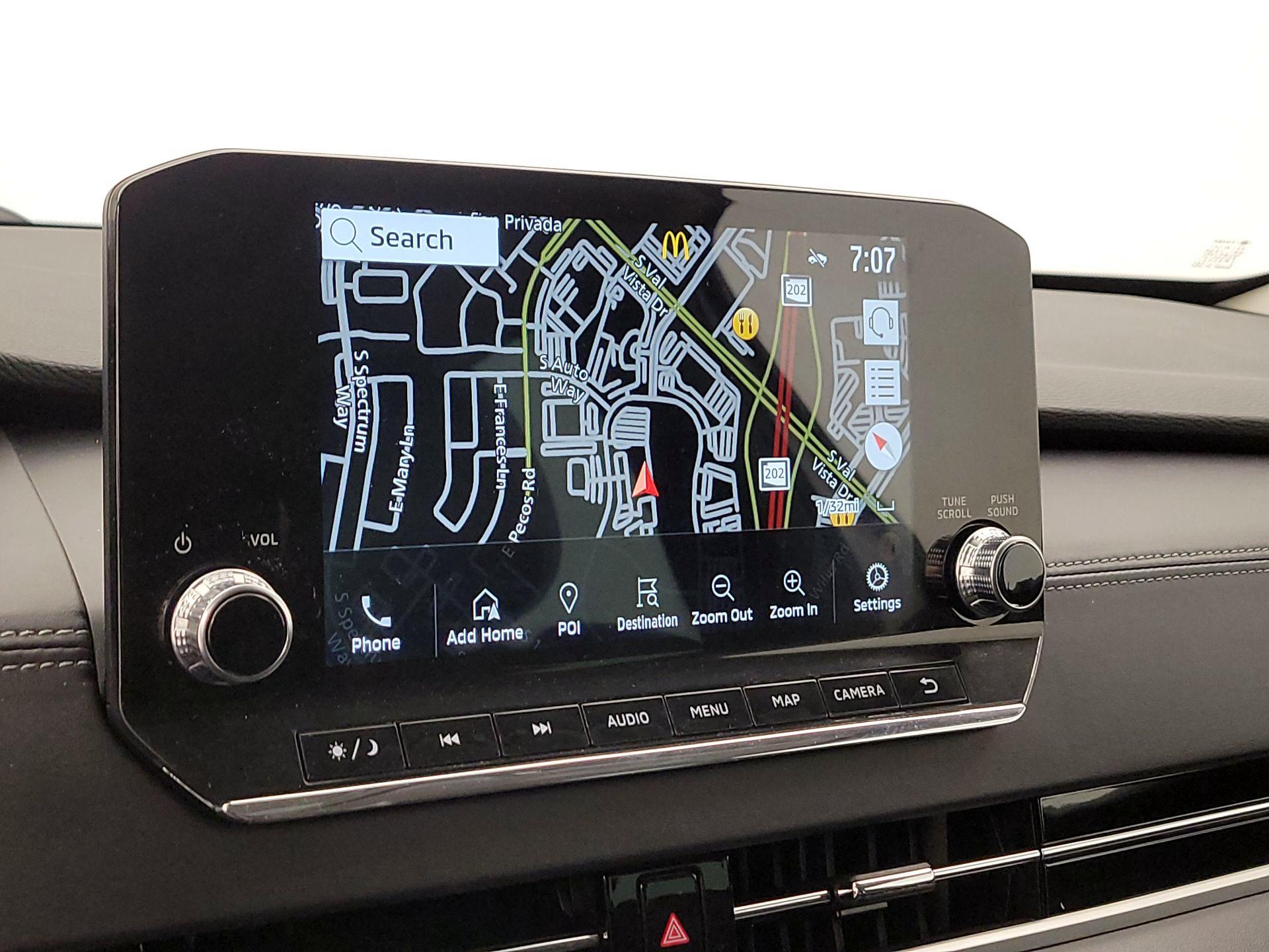 Thumbnail: 2023 Mitsubishi Outlander - 14