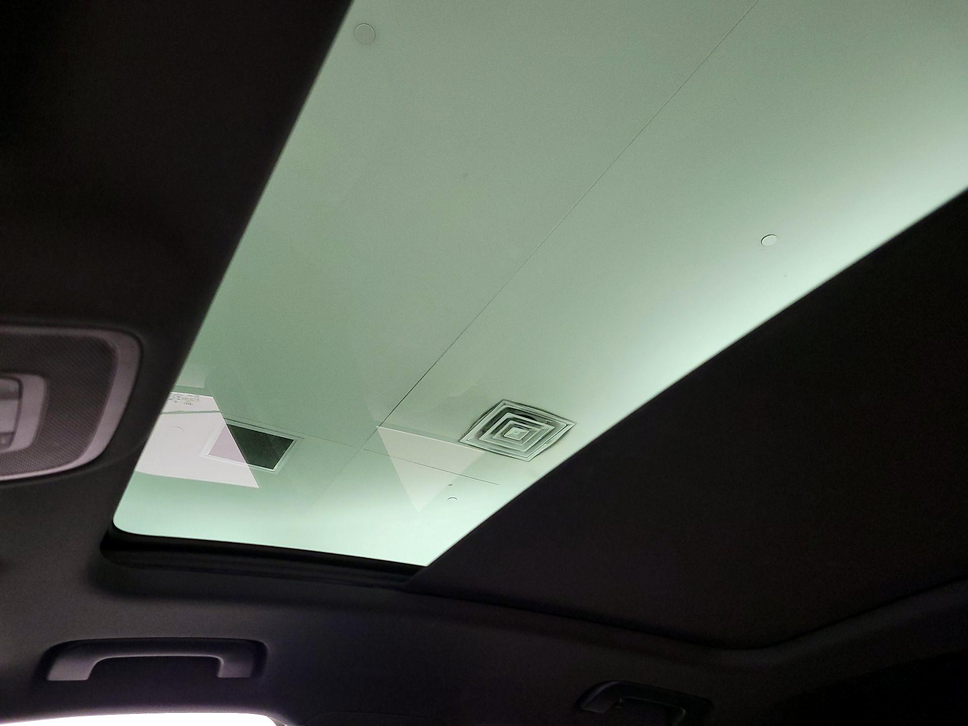 Thumbnail: 2022 Audi Q3 - 18