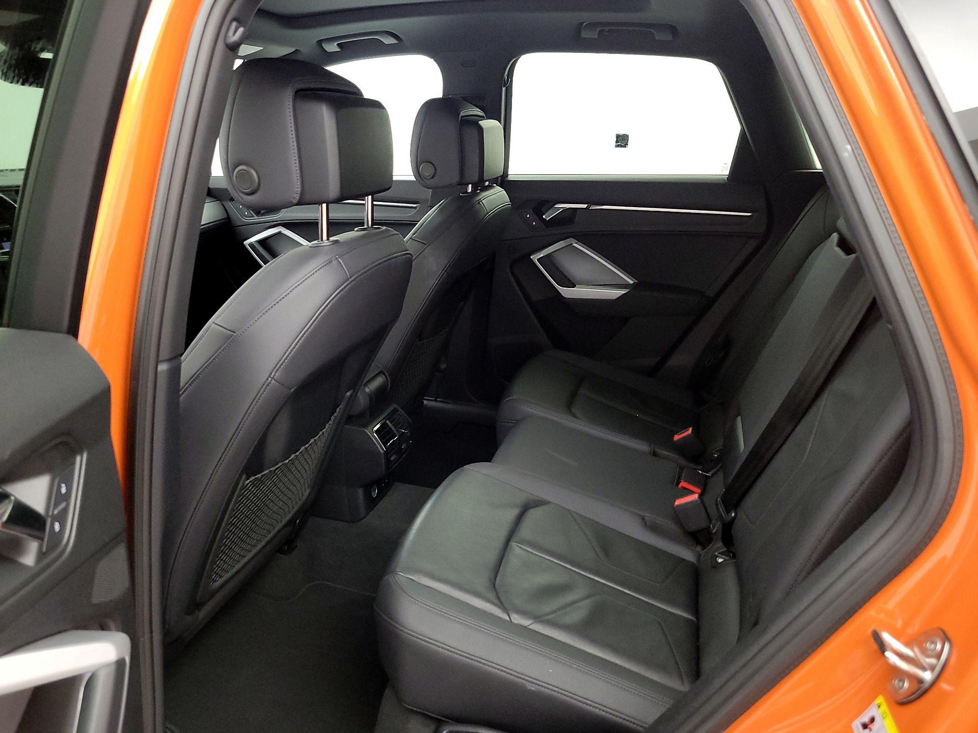 Thumbnail: 2022 Audi Q3 - 19