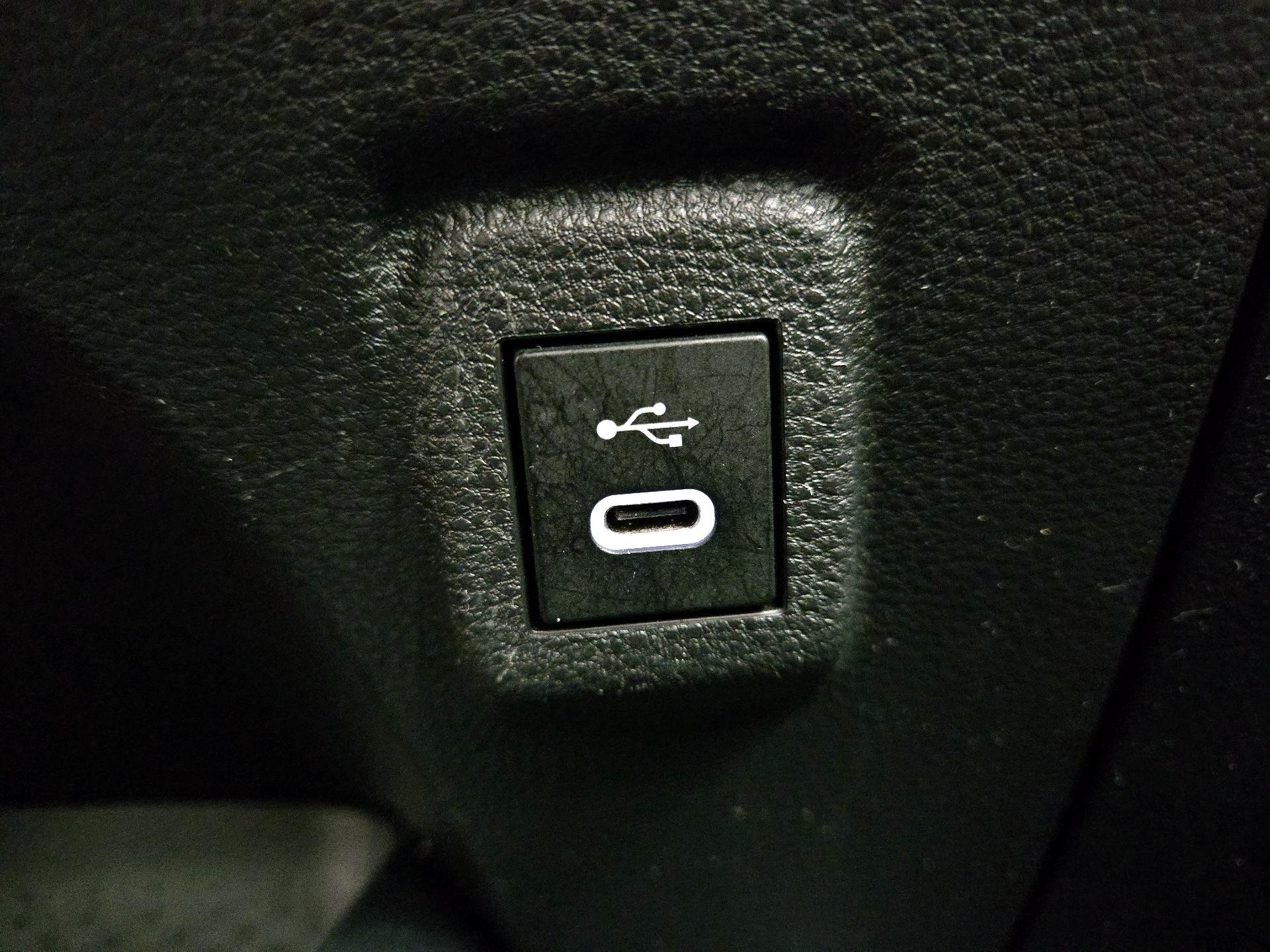 Thumbnail: 2023 Toyota Corolla - 19