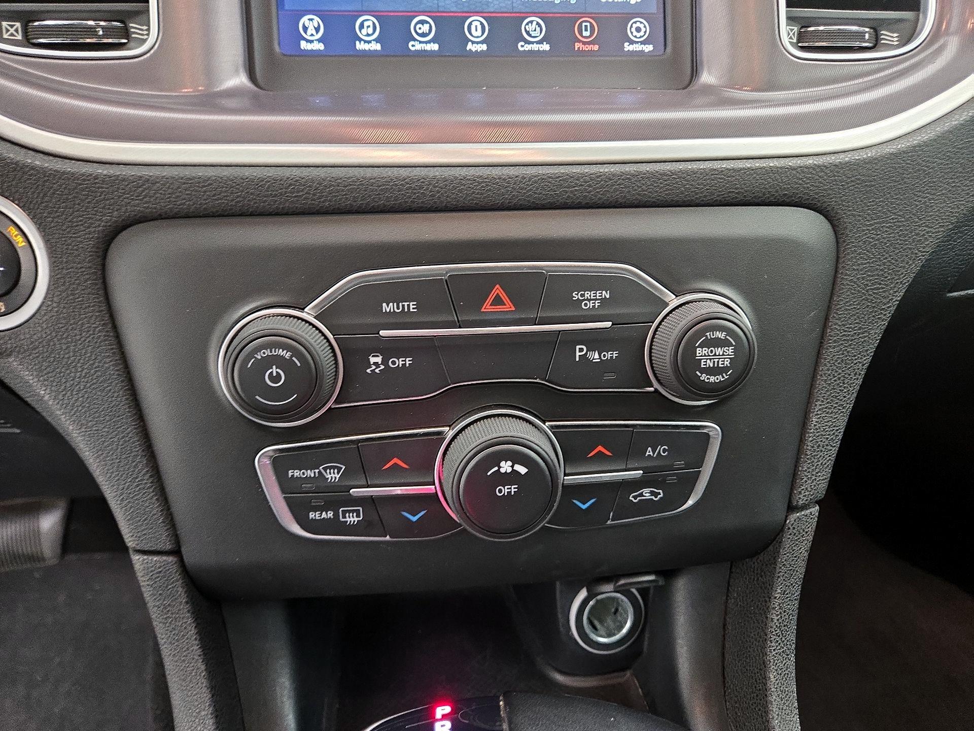 Thumbnail: 2022 Dodge Charger - 16