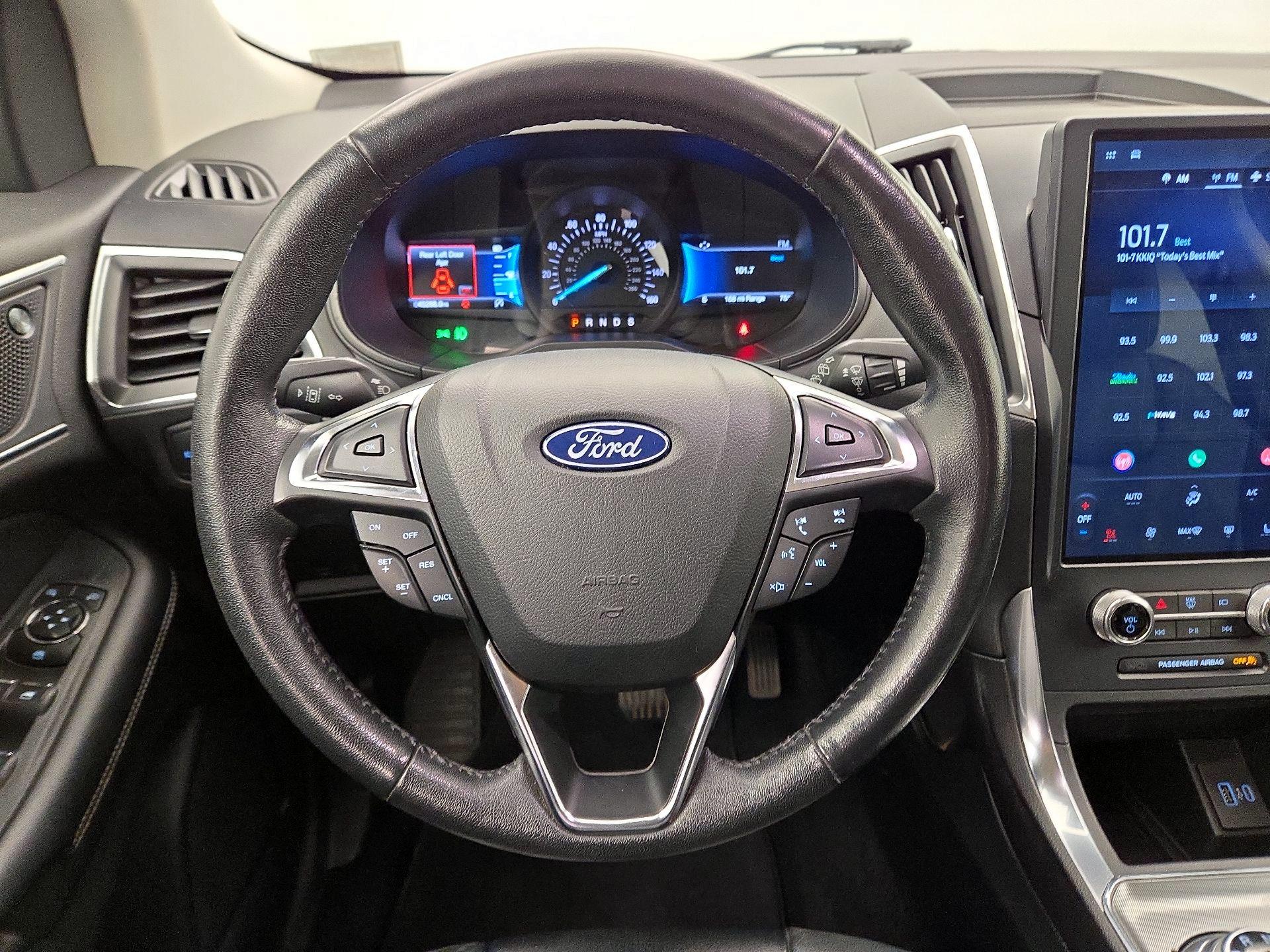 Thumbnail: 2022 Ford Edge - 10