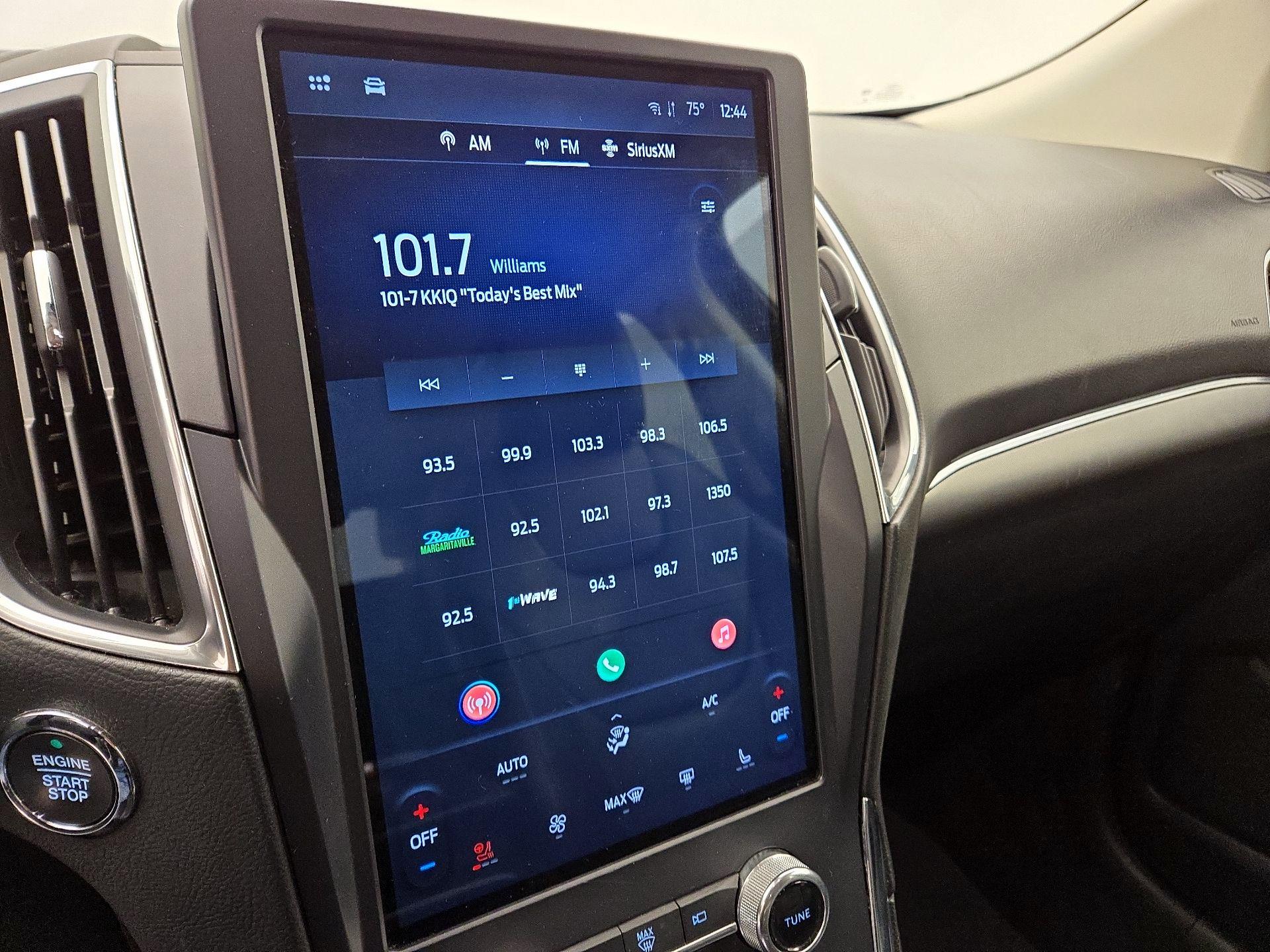 Thumbnail: 2022 Ford Edge - 15