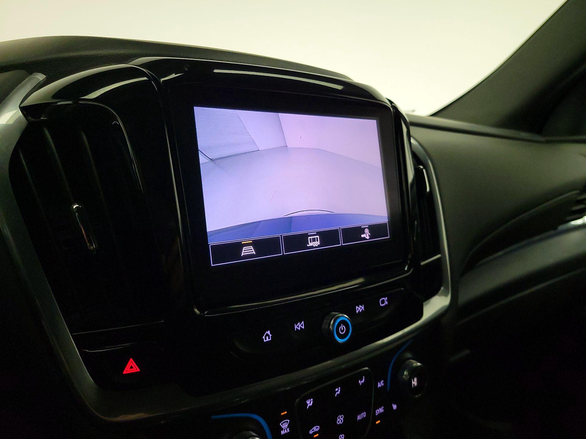 Thumbnail: 2022 Chevrolet Traverse - 14