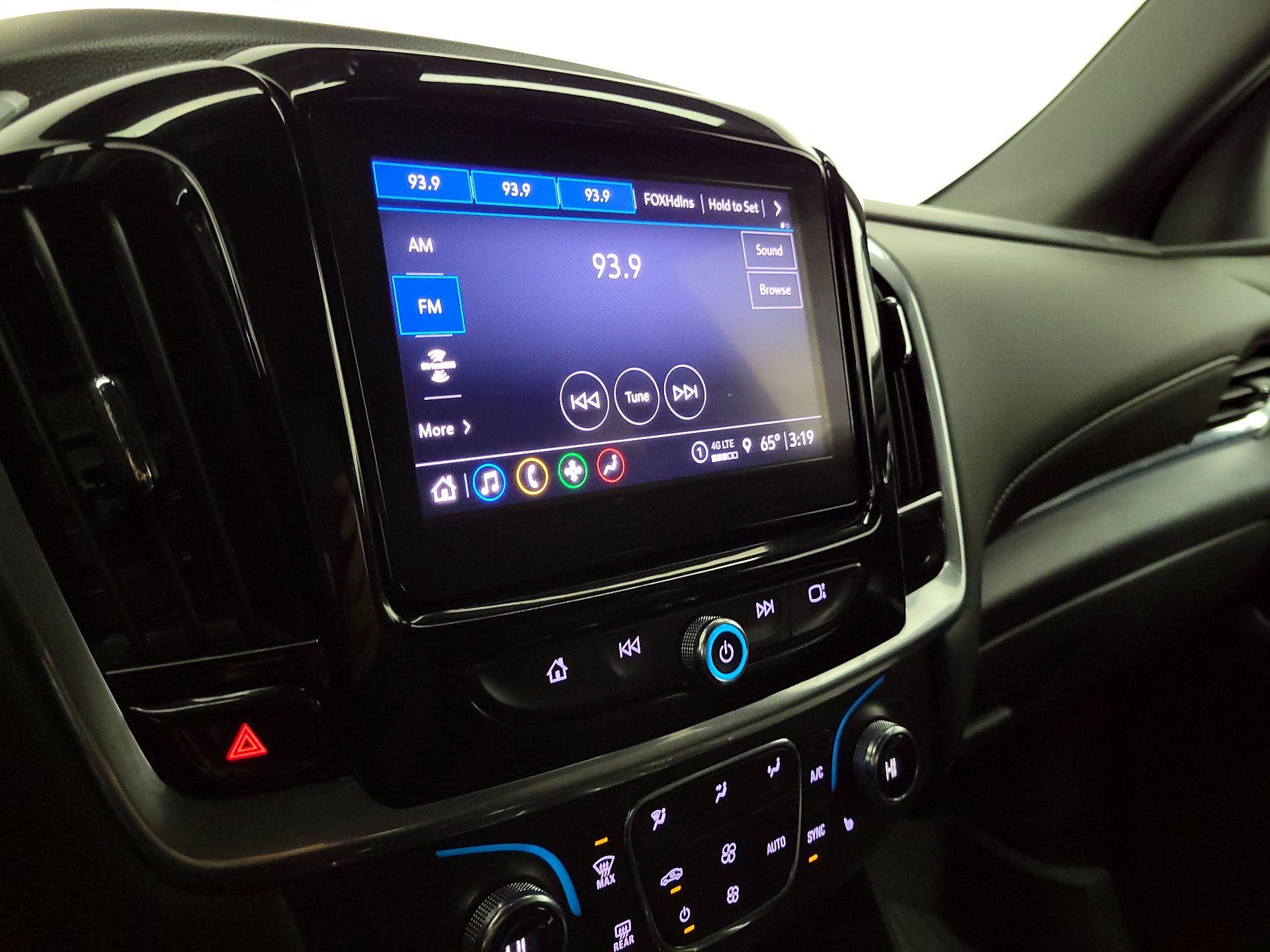 Thumbnail: 2022 Chevrolet Traverse - 15