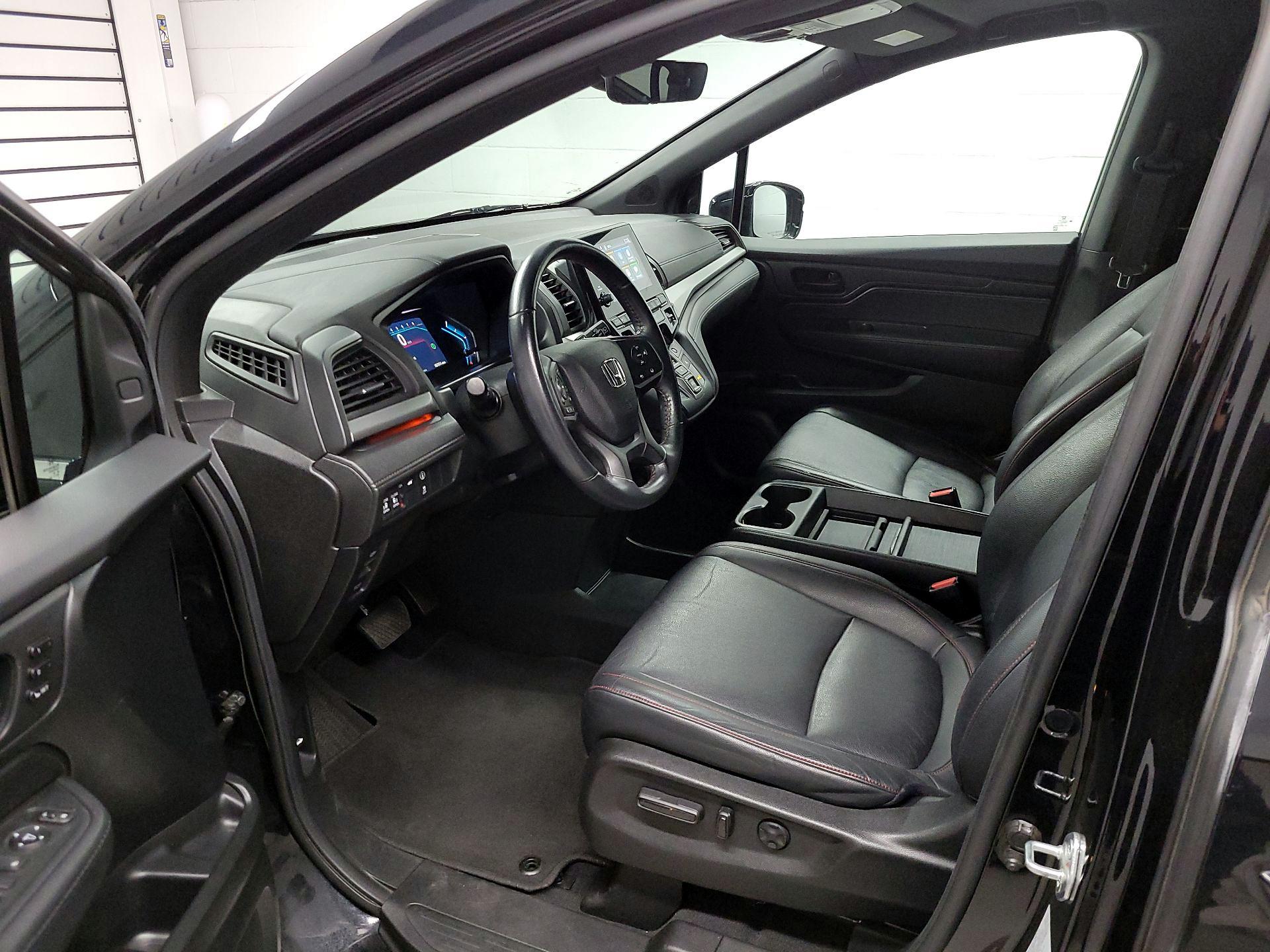 Thumbnail: 2023 Honda Odyssey - 11