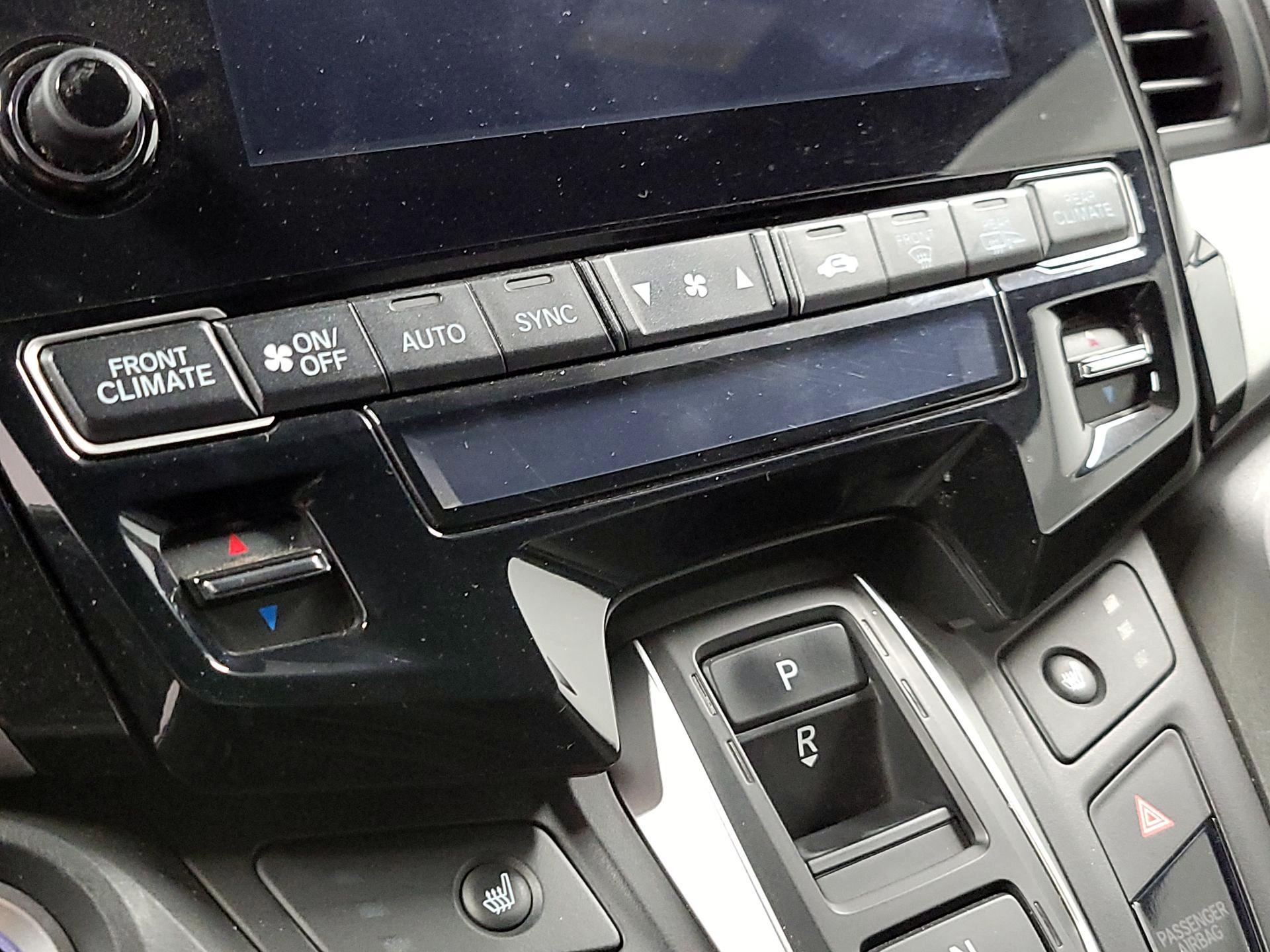 Thumbnail: 2023 Honda Odyssey - 16