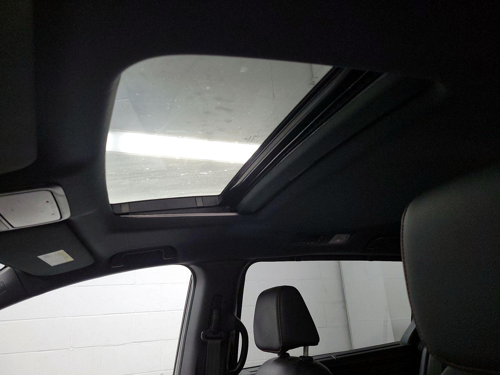 Thumbnail: 2023 Honda Odyssey - 19