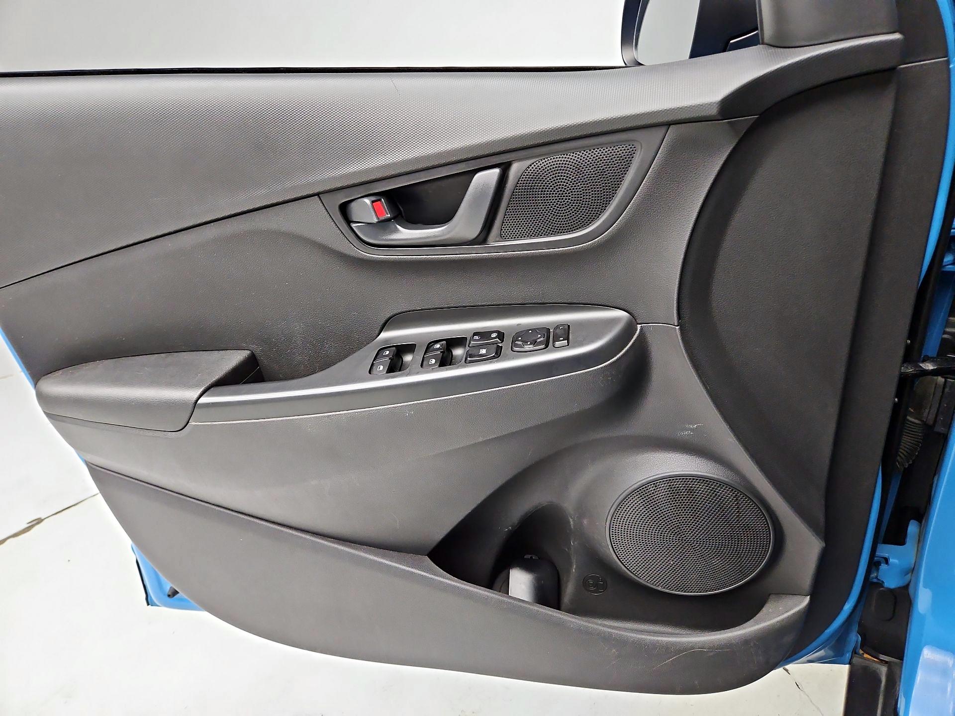 Thumbnail: 2023 Hyundai Kona - 12