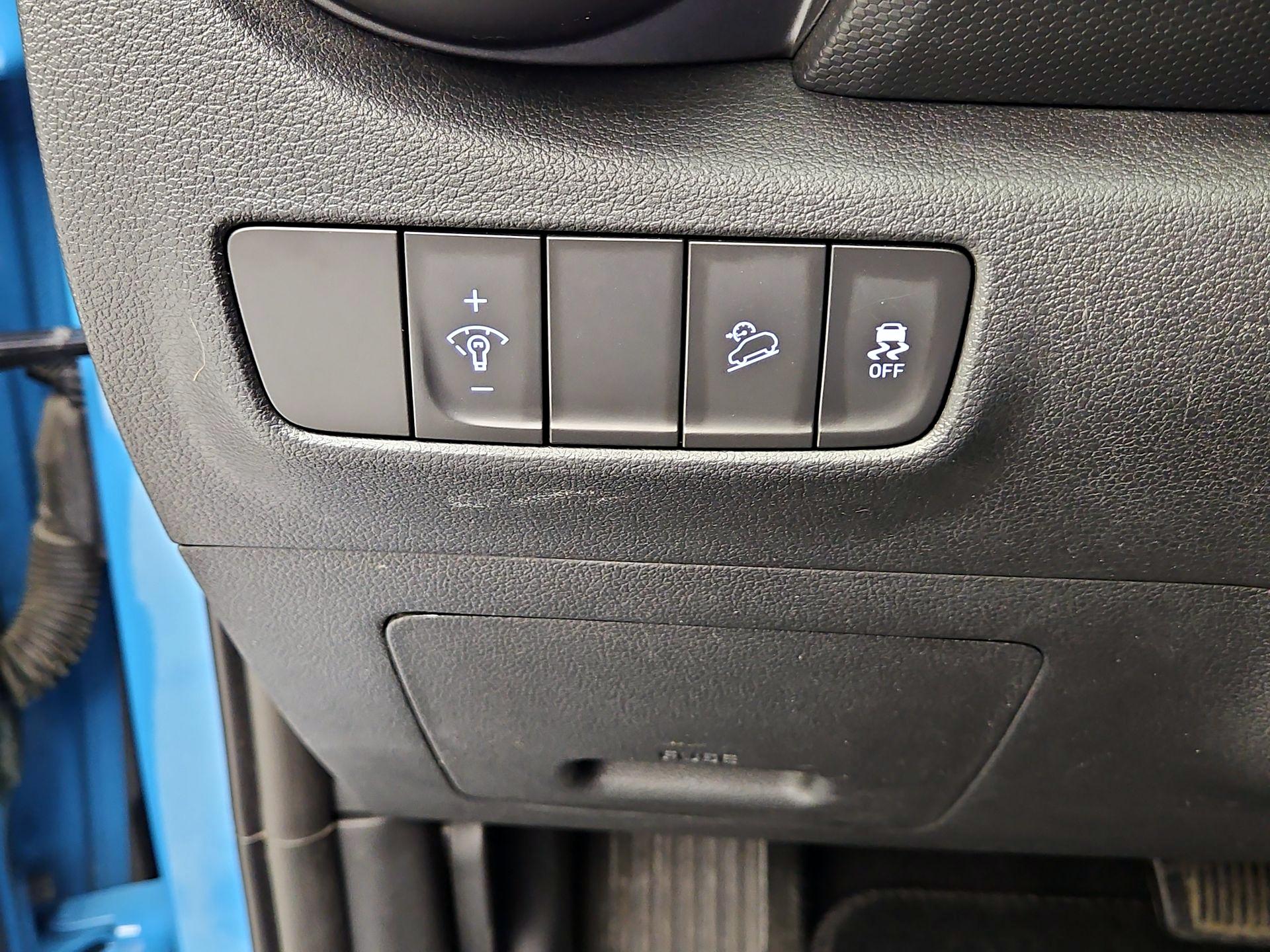 Thumbnail: 2023 Hyundai Kona - 13